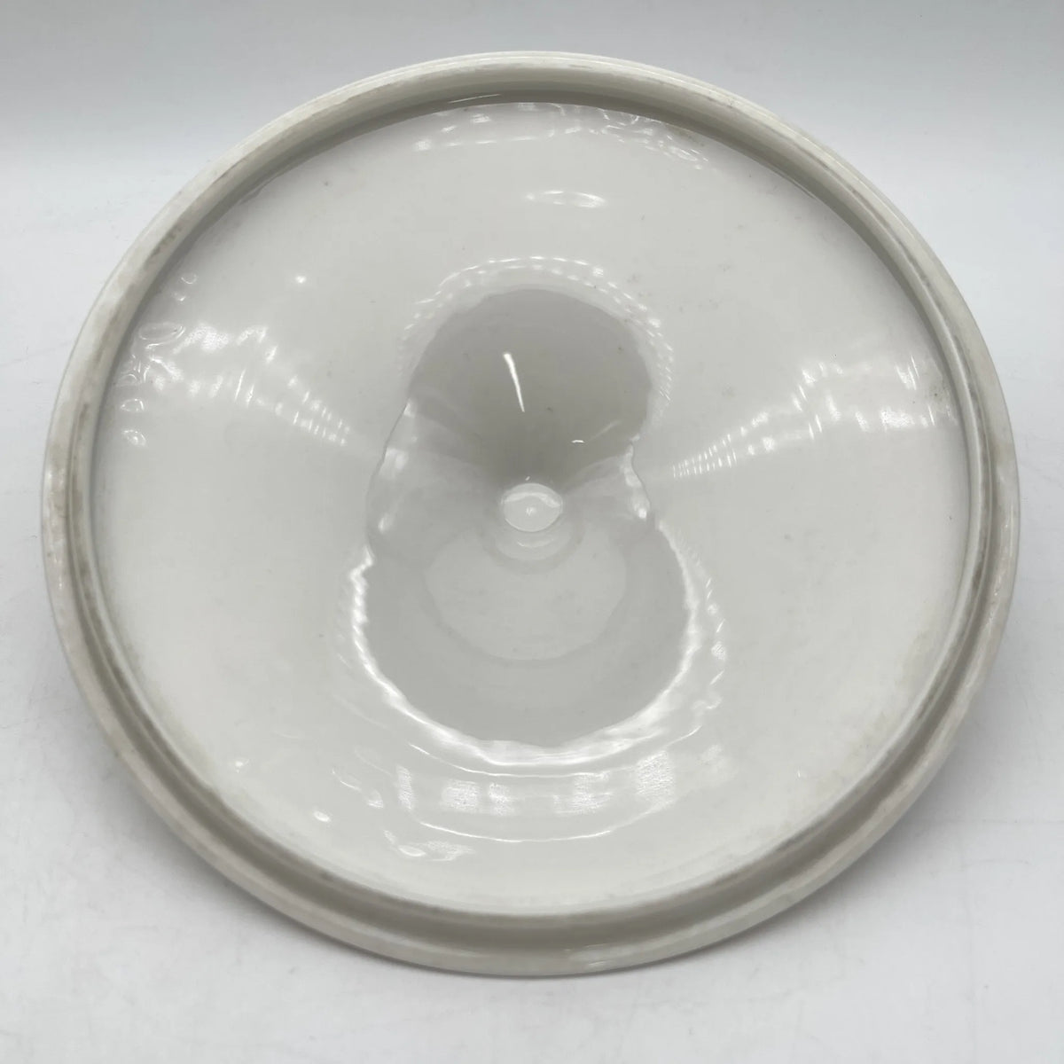 Royal Doulton /带盖碗/ Larchmont / 20c中后期/瓷器/英国/金彩，西洋餐具，复古，叶纹，牡丹纹，白瓷/ [复古]