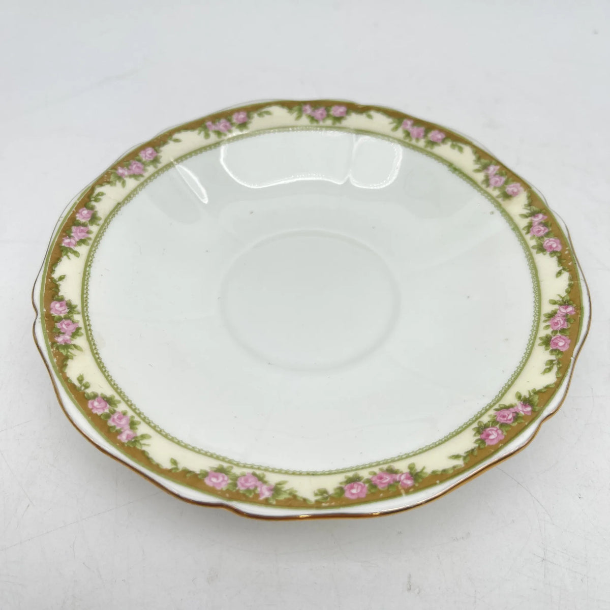 E. Hughes /三色菜+甜点盘/ Paladin China / 20c中期/瓷器/英国/金彩，金轮缘，白瓷，洛可可风格，玫瑰，叶子图案/[复古]