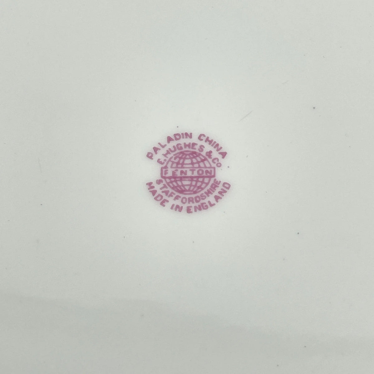 E. Hughes /盘子/ Paladin China / 20c中期/瓷器/英国/金彩，金轮缘，白瓷，洛可可风格，玫瑰，叶子图案/[古董]