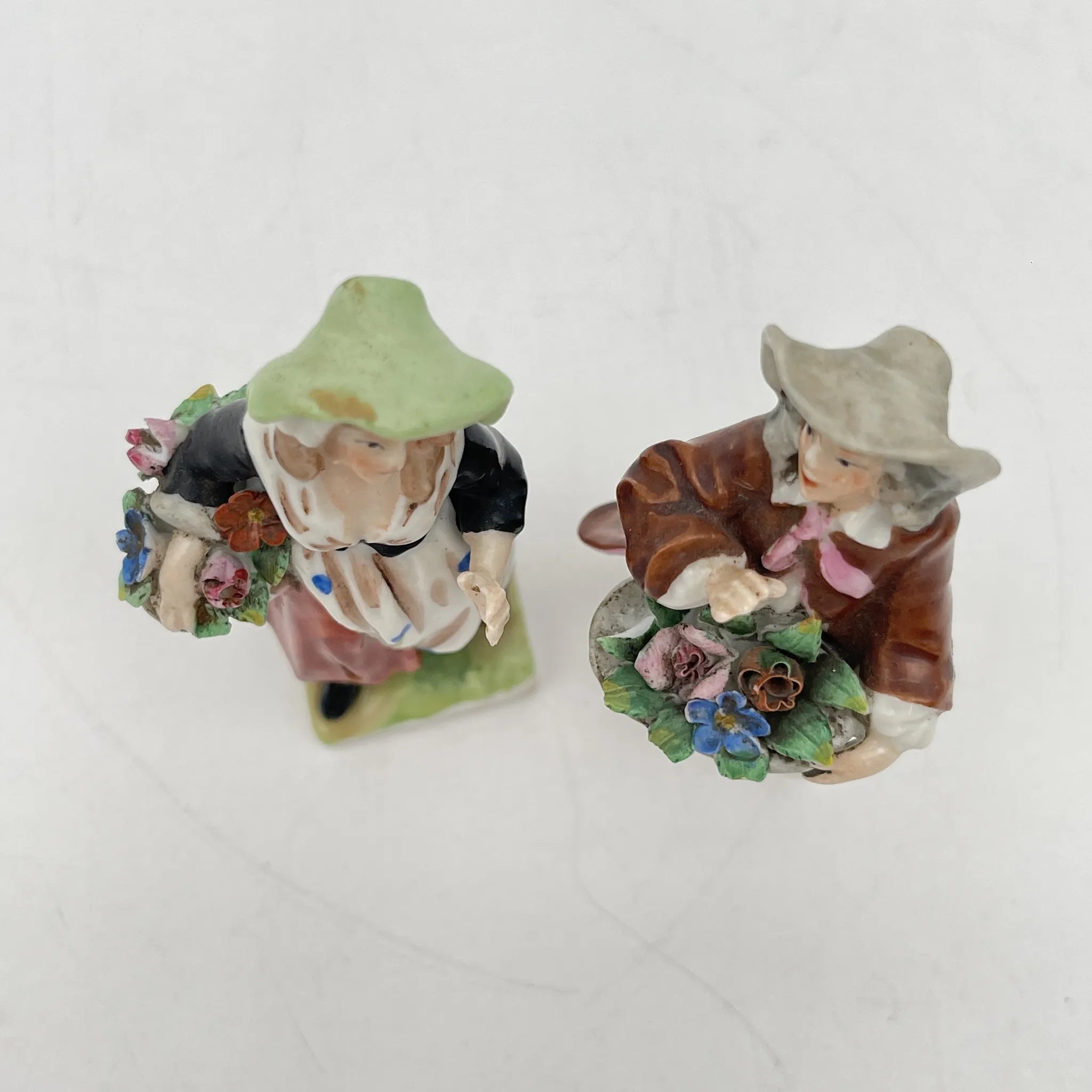 フィギュリン(陶磁器人形) / カポディモンテ磁器 / 20C前中期 / 磁器 / イタリア / ハンドペイント, ポーセリンフラワー / [アンティーク]