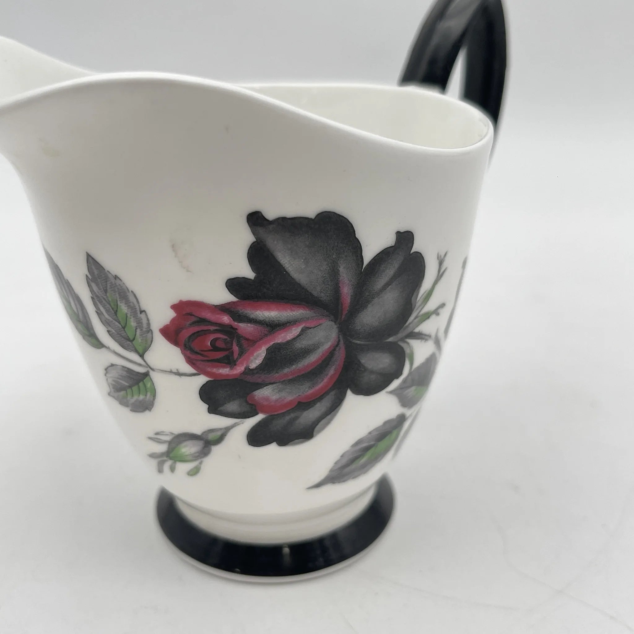 [Vintage] Creamer / Royal Albert / Masquerade / Estimated mid-20C / Bone China / England / Black Rose