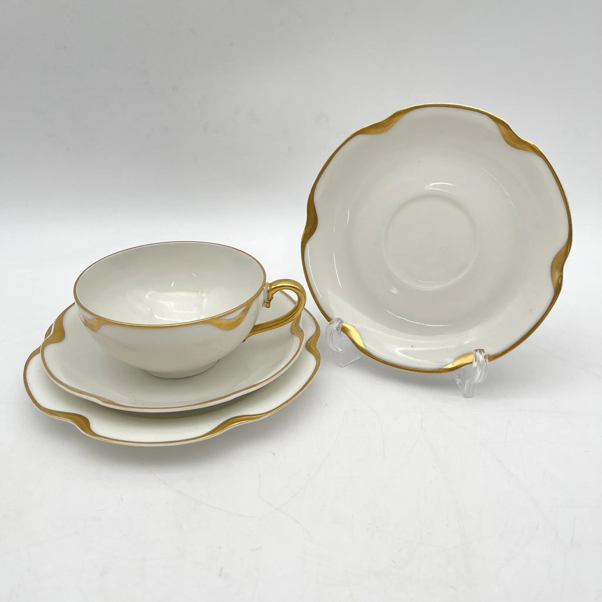 【古董】三重奏（茶杯&茶托+甜点盘）+茶托