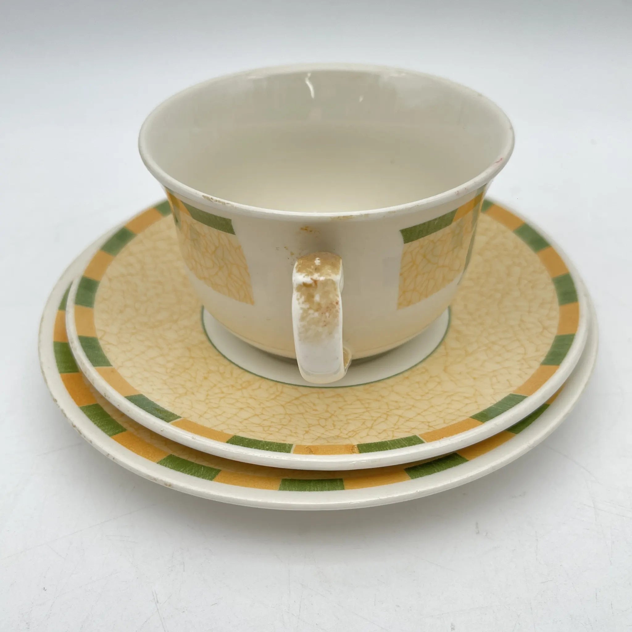 Churchill(チャーチル) / トリオ(C&S+デザートプレート)2P / 20C後期 / 陶器 / イギリス / フルーツモチーフ / [リユース]