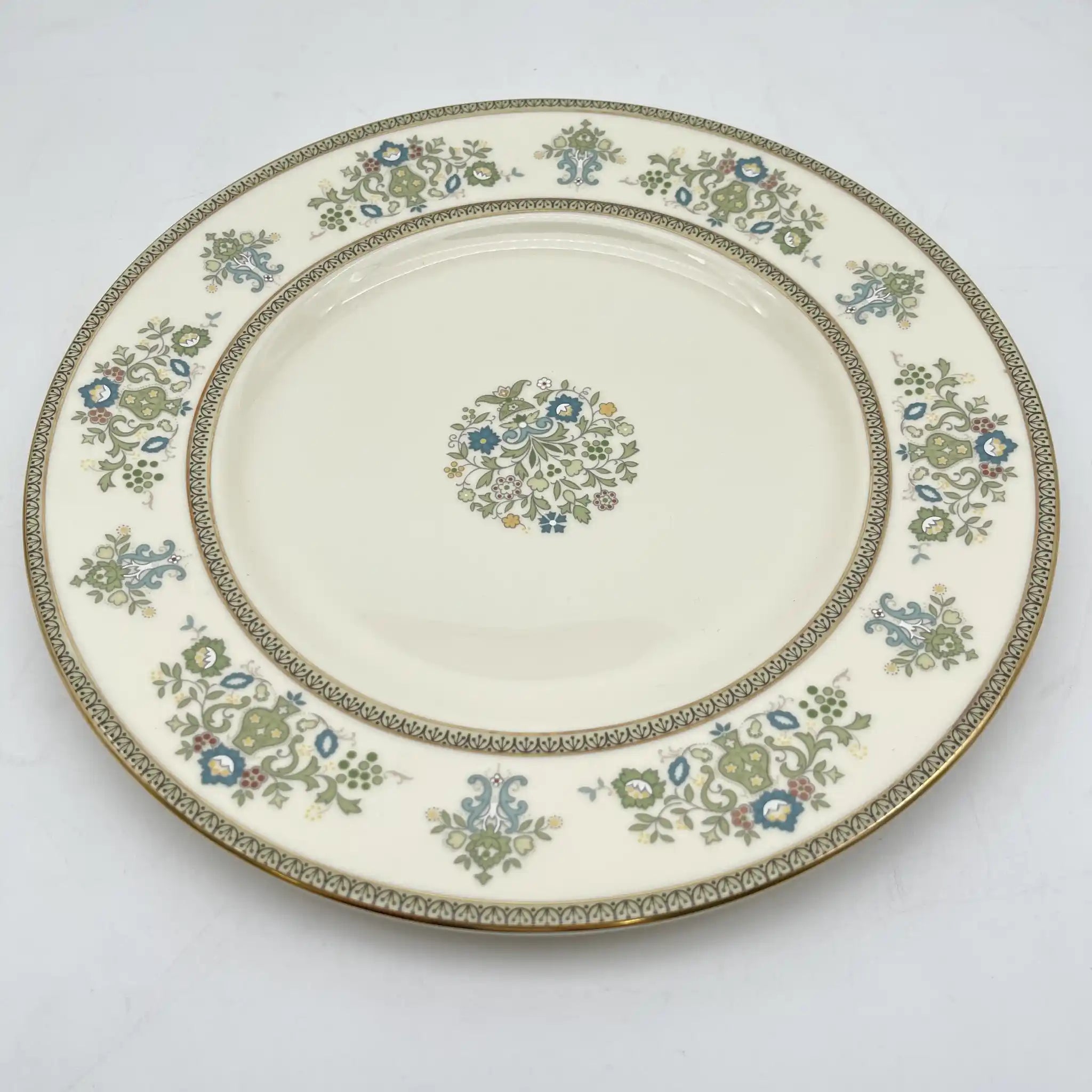[Vintage] Dinner plate (main plate) x 2 + dessert plate (middle plate) set