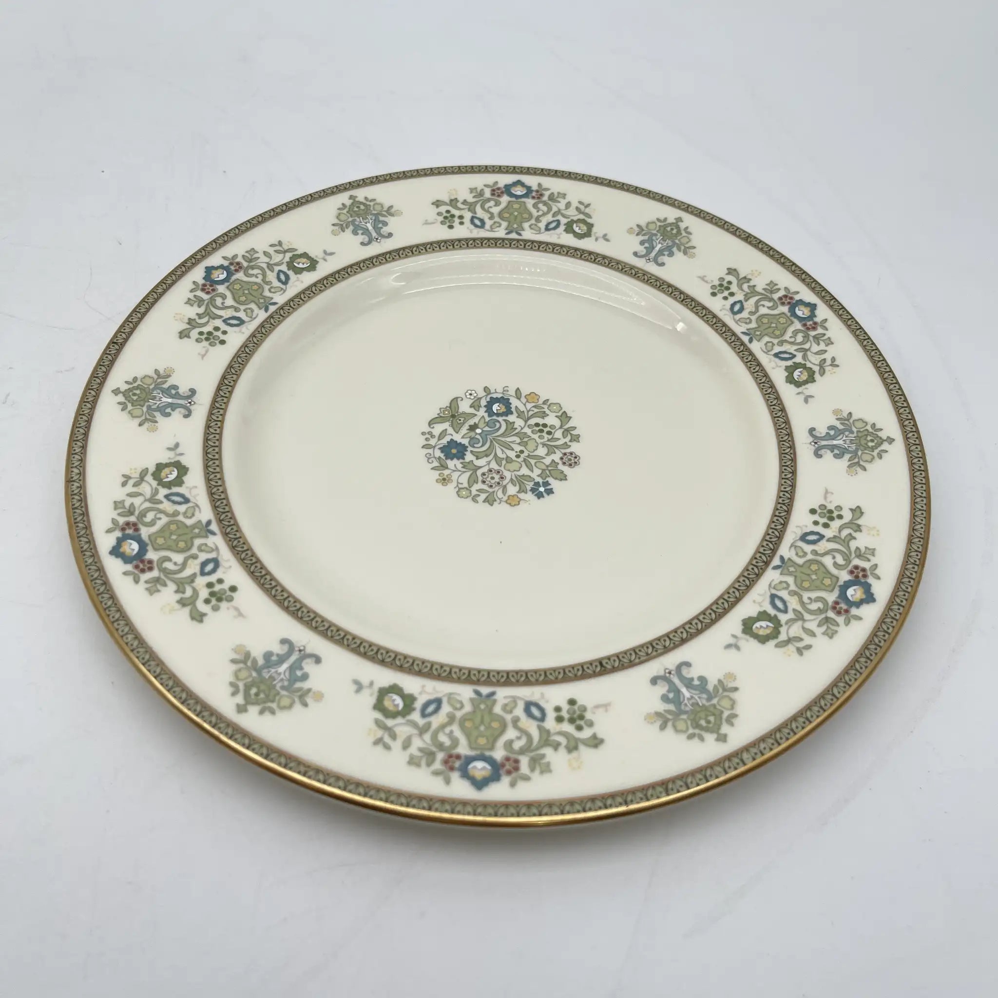 [Vintage] Dinner plate (main plate) x 2 + dessert plate (middle plate) set