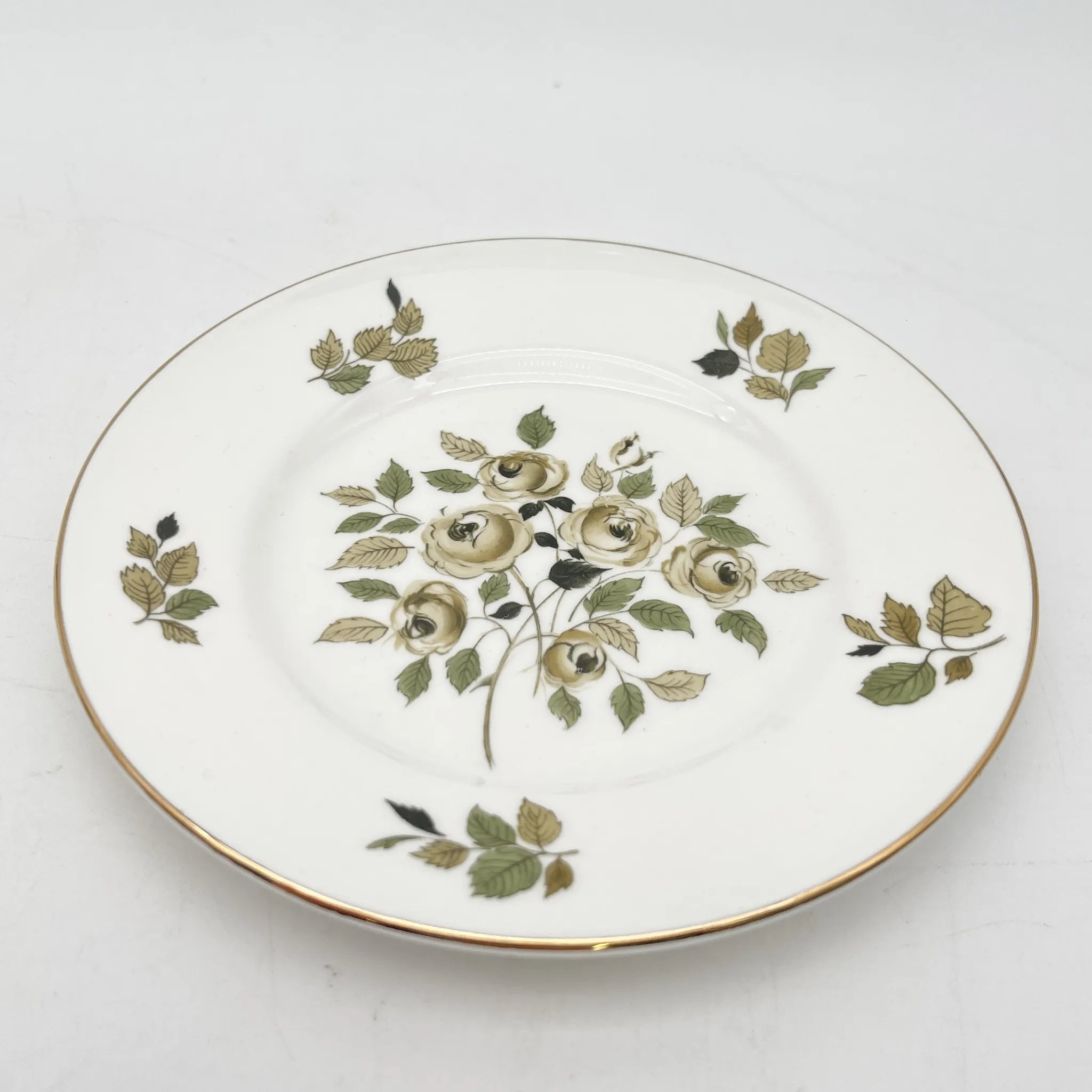 Crown Staffordshire / トリオ(C&S+デザートプレート)2P / 20C中期 / Fine Bone China / イギリス / 薔薇 / [アンティーク]