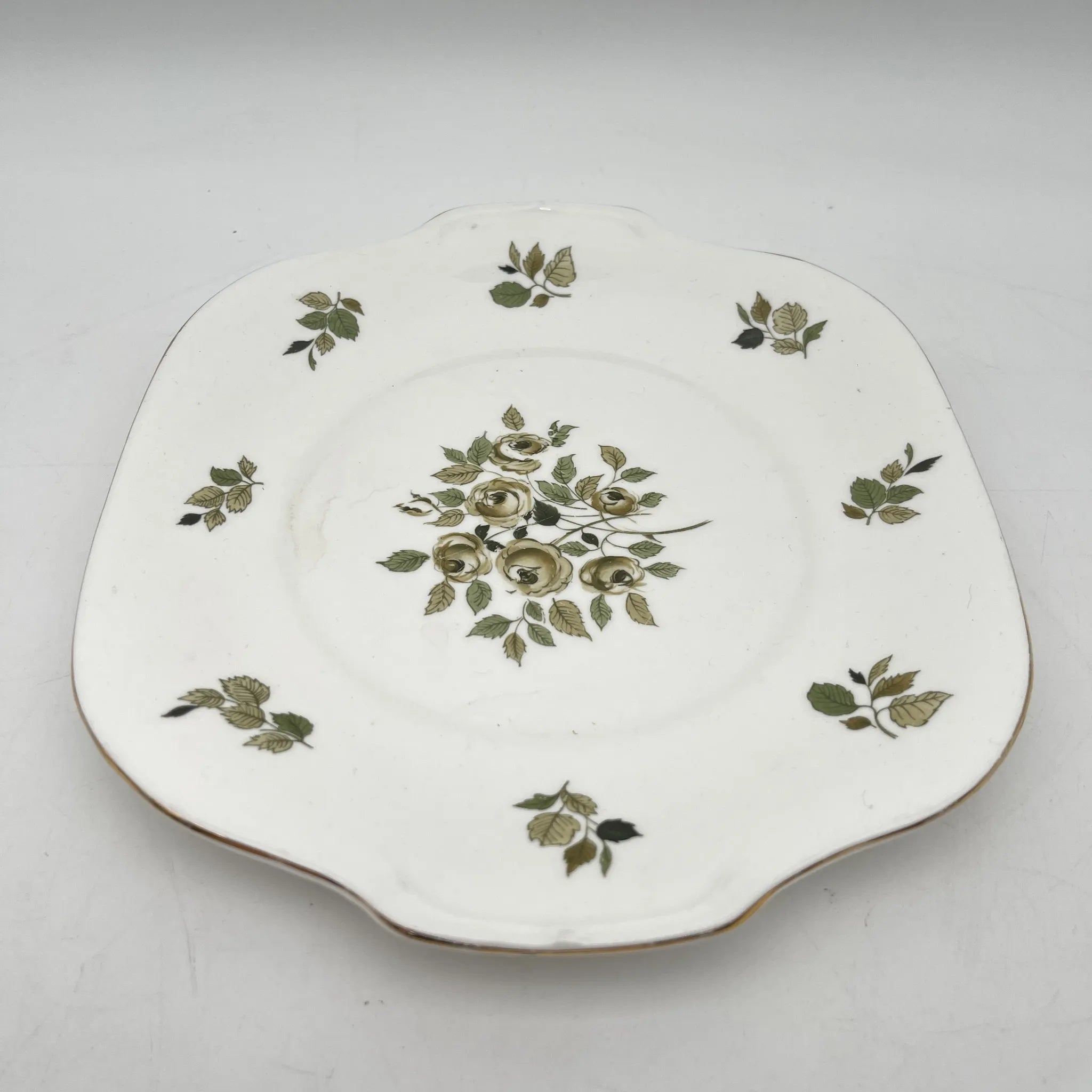 Crown Staffordshire / ディナープレート(メイン皿) / 20C中期 / Fine Bone China / イギリス / 薔薇 / [アンティーク]