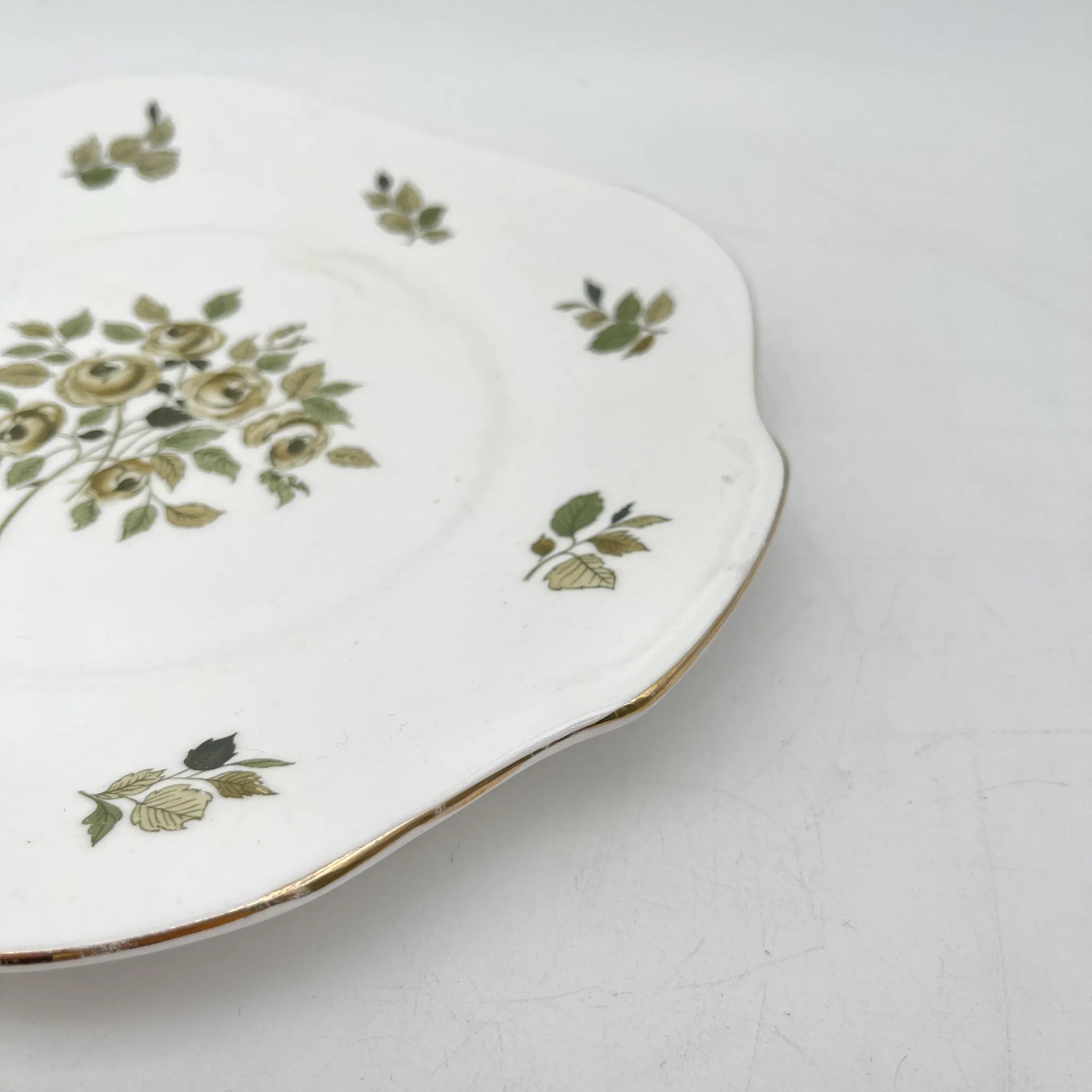 Crown Staffordshire / ディナープレート(メイン皿) / 20C中期 / Fine Bone China / イギリス / 薔薇 / [アンティーク]