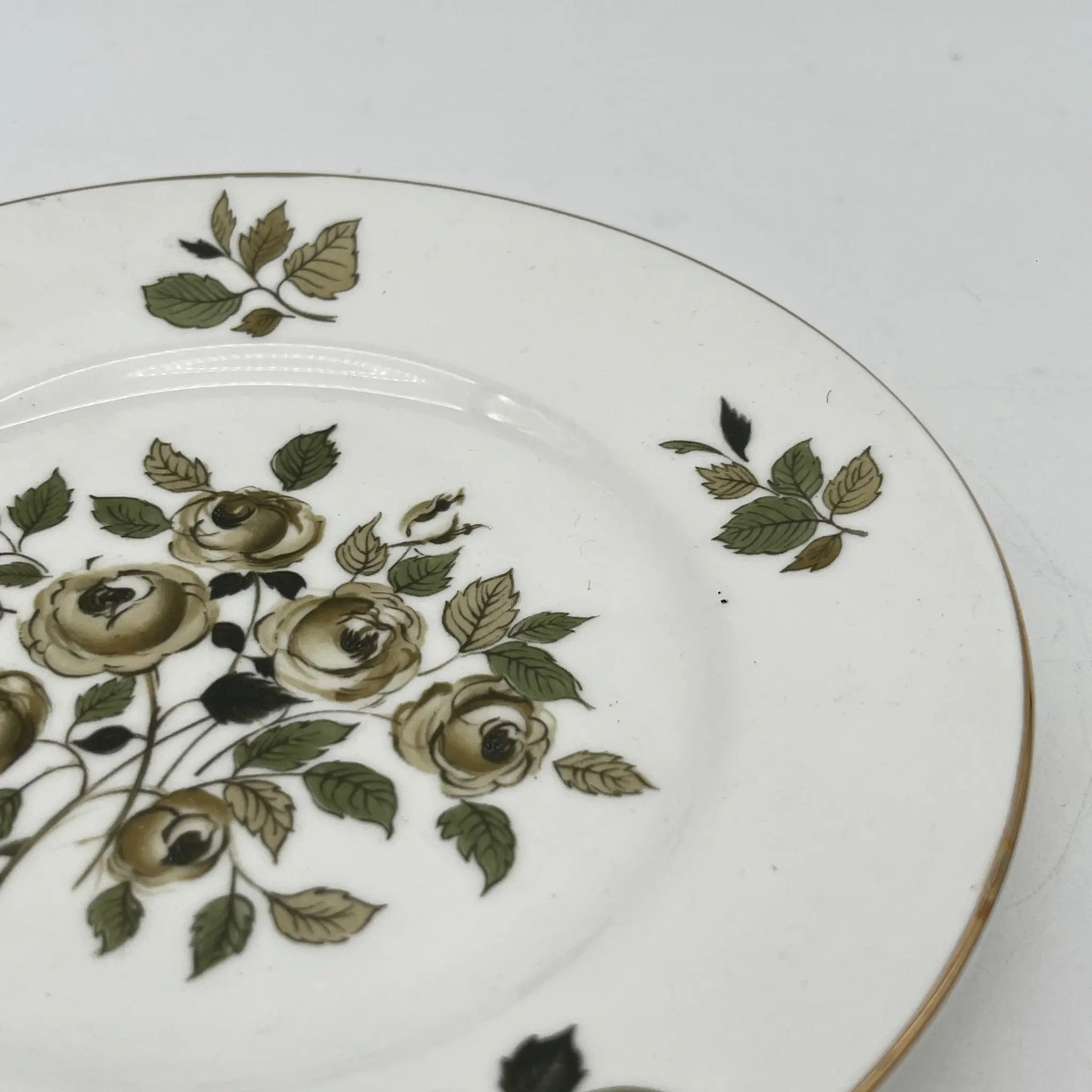Crown Staffordshire / ブレッドプレート(小皿) / 20C中期 / Fine Bone China / イギリス / 薔薇 / [アンティーク]