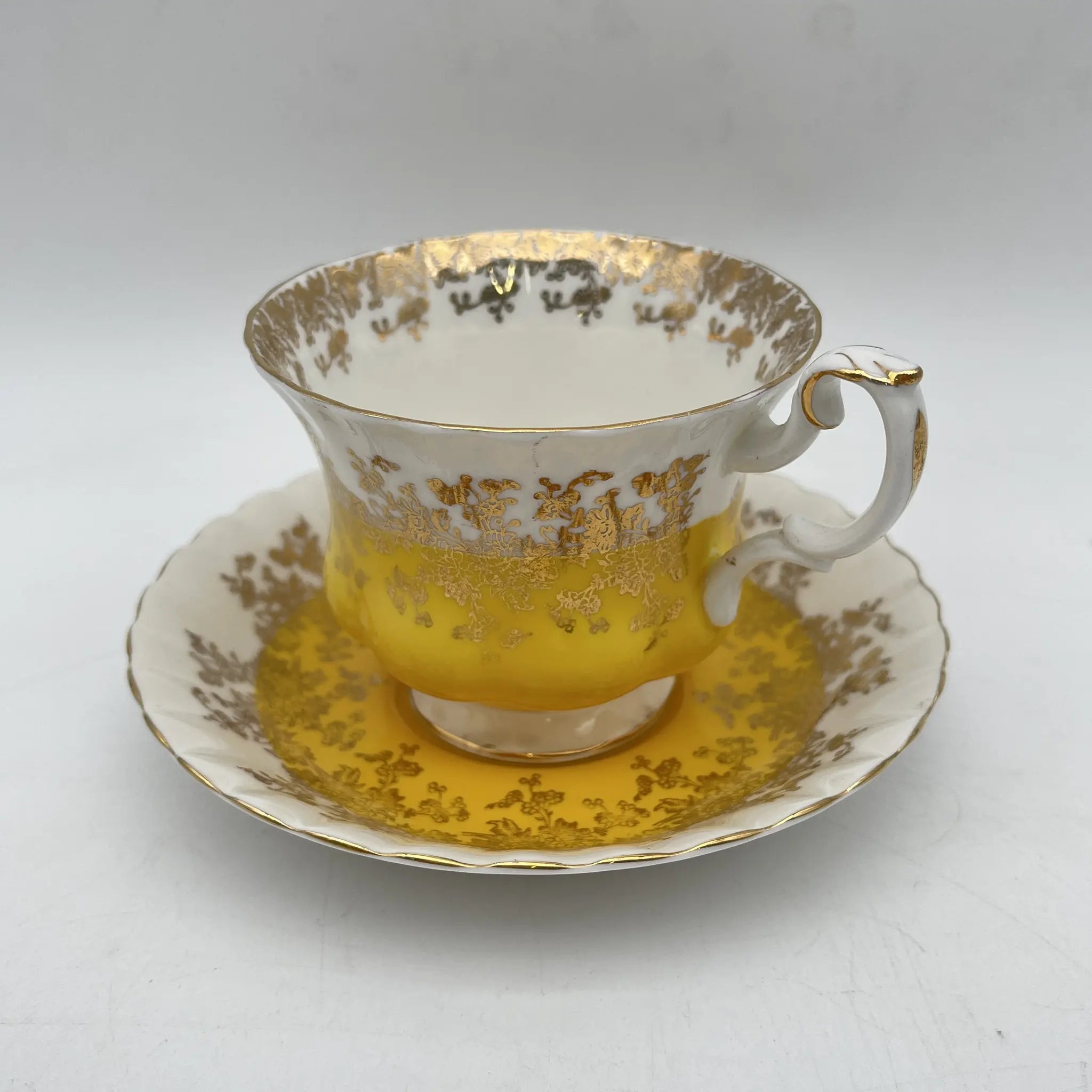 [Vintage] Tea cup & saucer