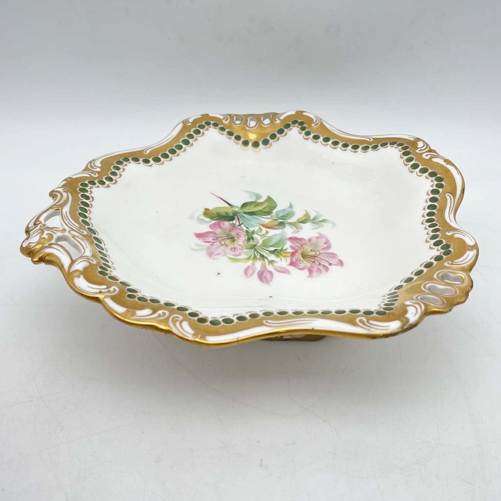 Davenport(ダベンポート) / コンポート皿 / 19C中後期 / 磁器 / イギリス / ボタニカルアート, スカラップエッジ, 金彩 / [アンティーク]