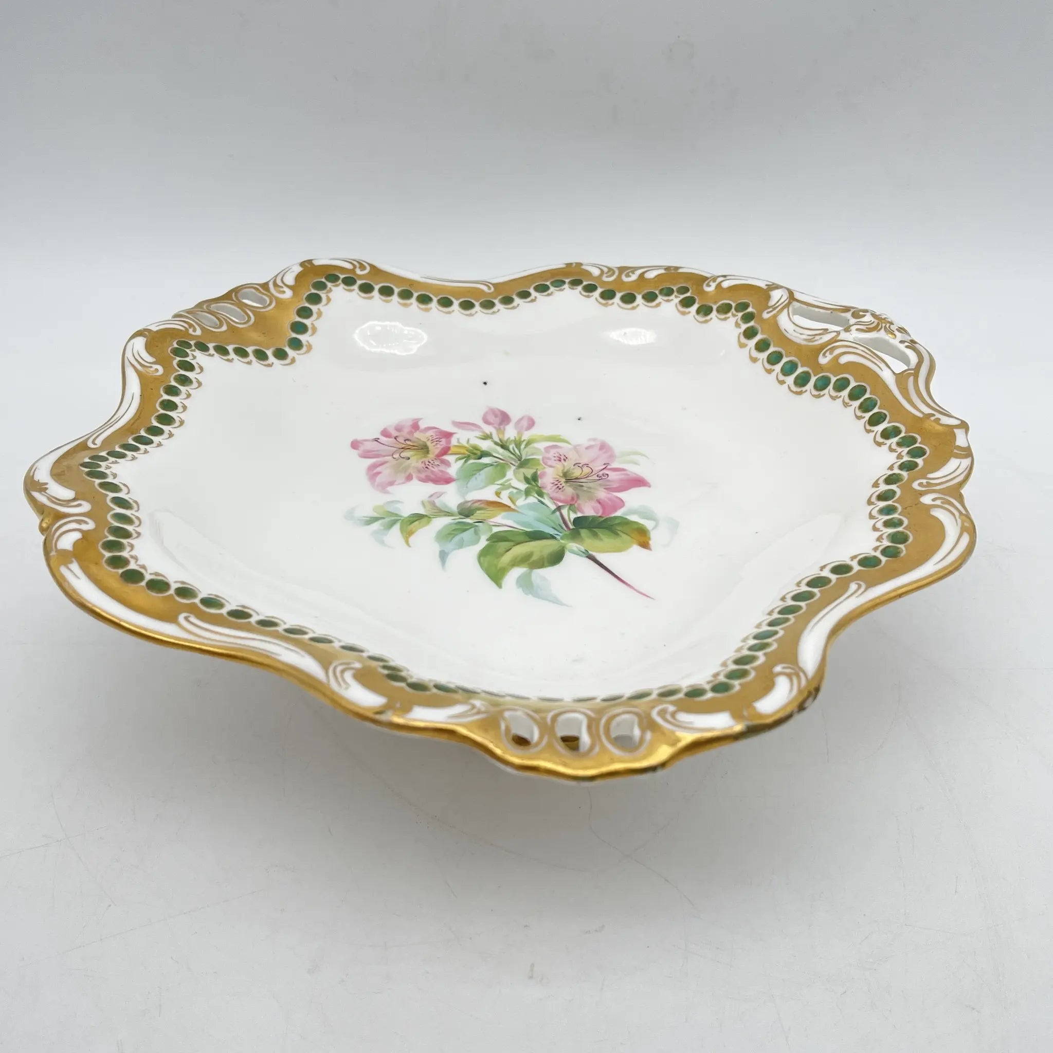 Davenport(ダベンポート) / コンポート皿 / 19C中後期 / 磁器 / イギリス / ボタニカルアート, スカラップエッジ, 金彩 / [アンティーク]