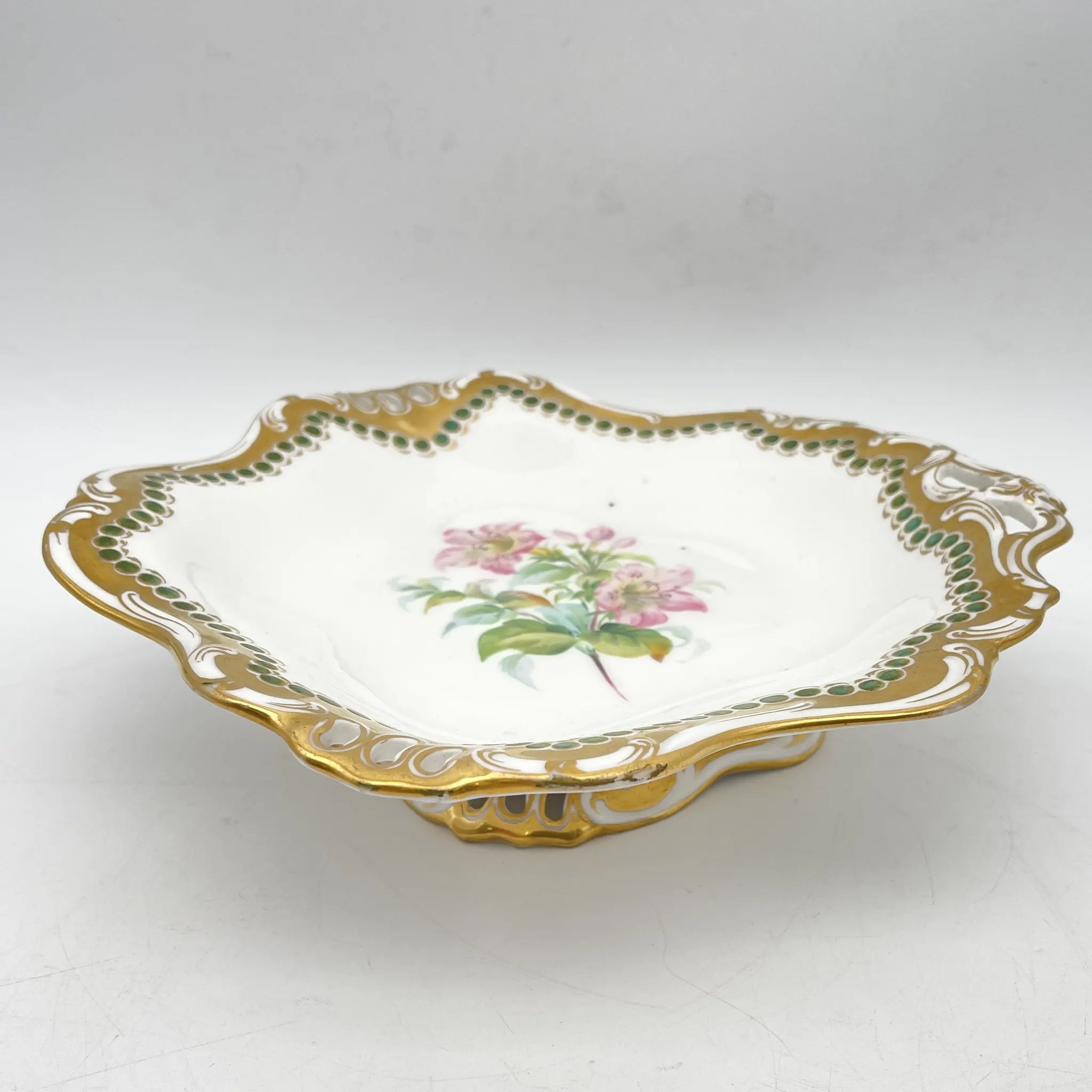 Davenport(ダベンポート) / コンポート皿 / 19C中後期 / 磁器 / イギリス / ボタニカルアート, スカラップエッジ, 金彩 / [アンティーク]