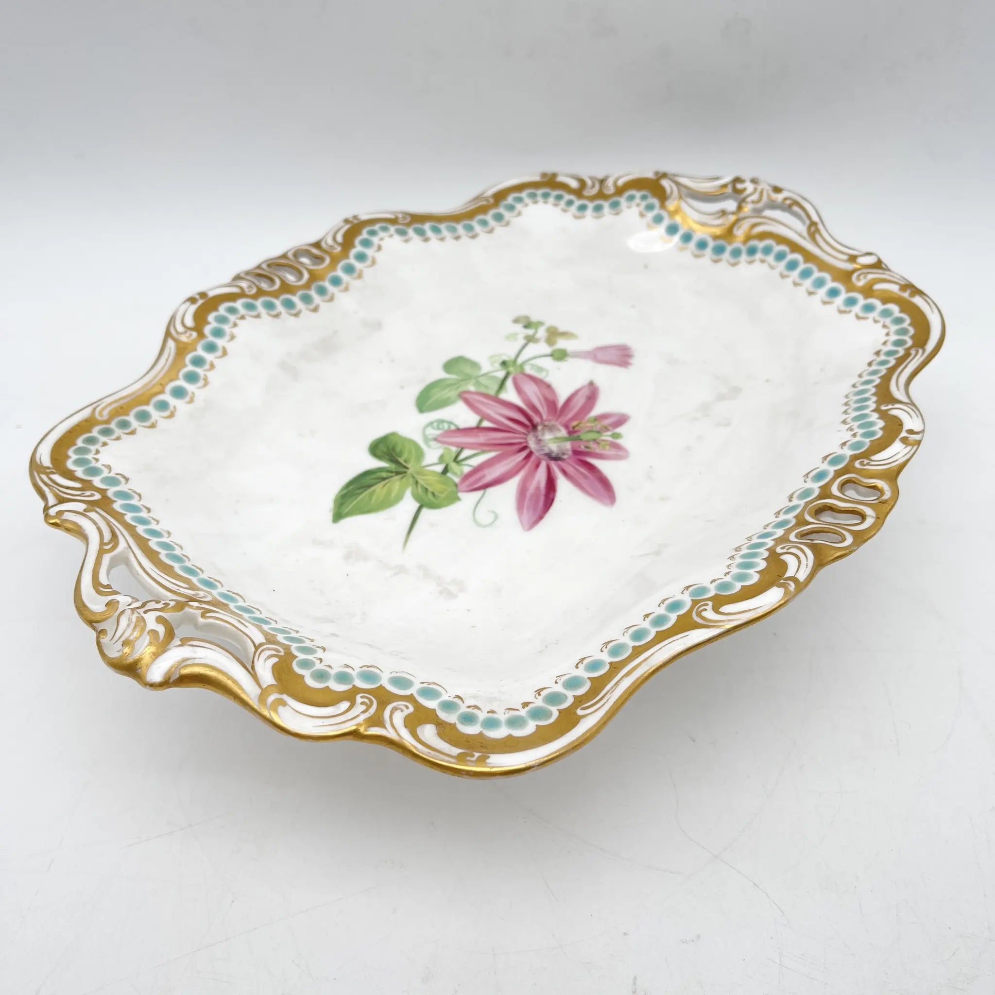 Davenport(ダベンポート) / コンポート皿 / 19C中後期 / 磁器 / イギリス / ボタニカルアート, スカラップエッジ, 金彩 / [アンティーク]