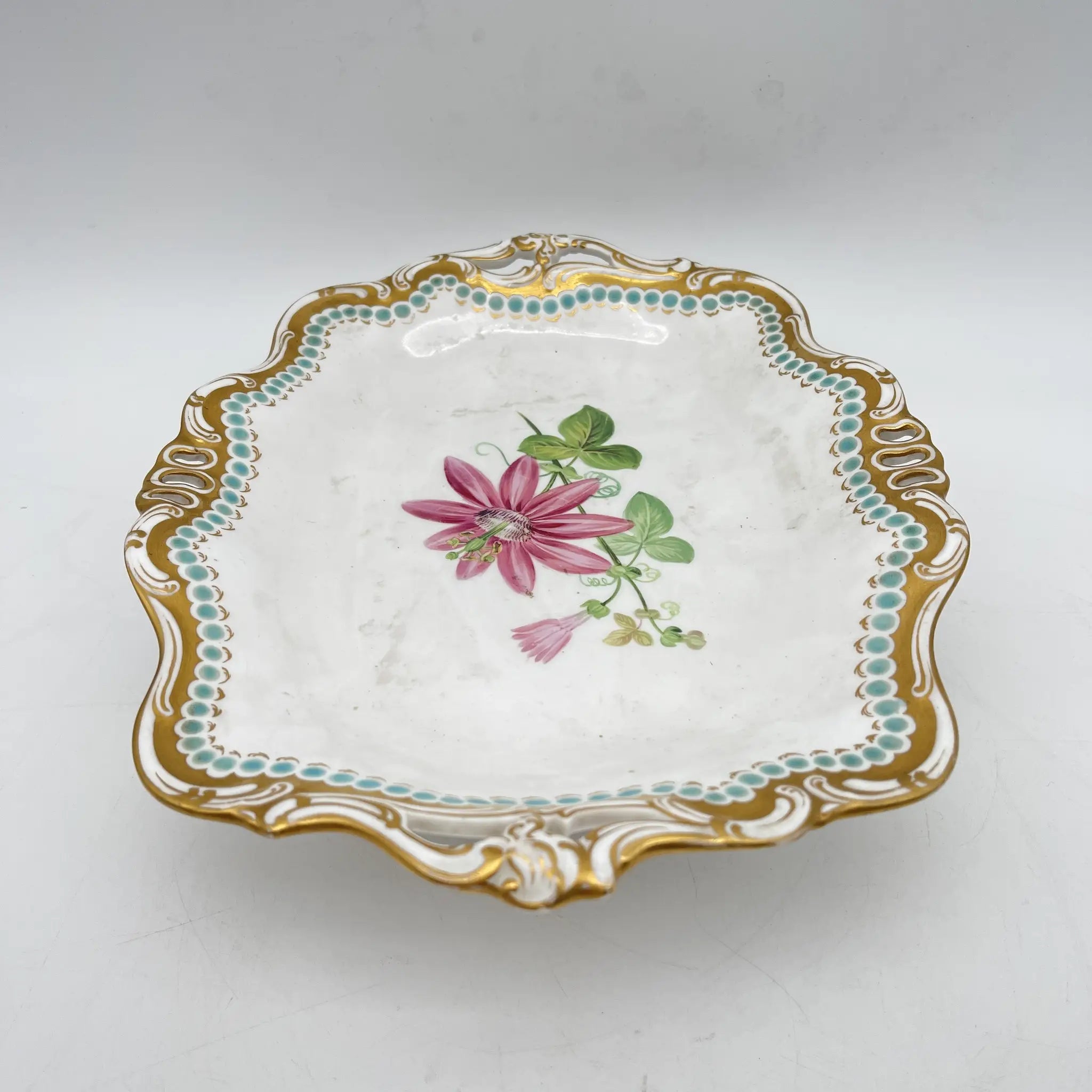 Davenport(ダベンポート) / コンポート皿 / 19C中後期 / 磁器 / イギリス / ボタニカルアート, スカラップエッジ, 金彩 / [アンティーク]