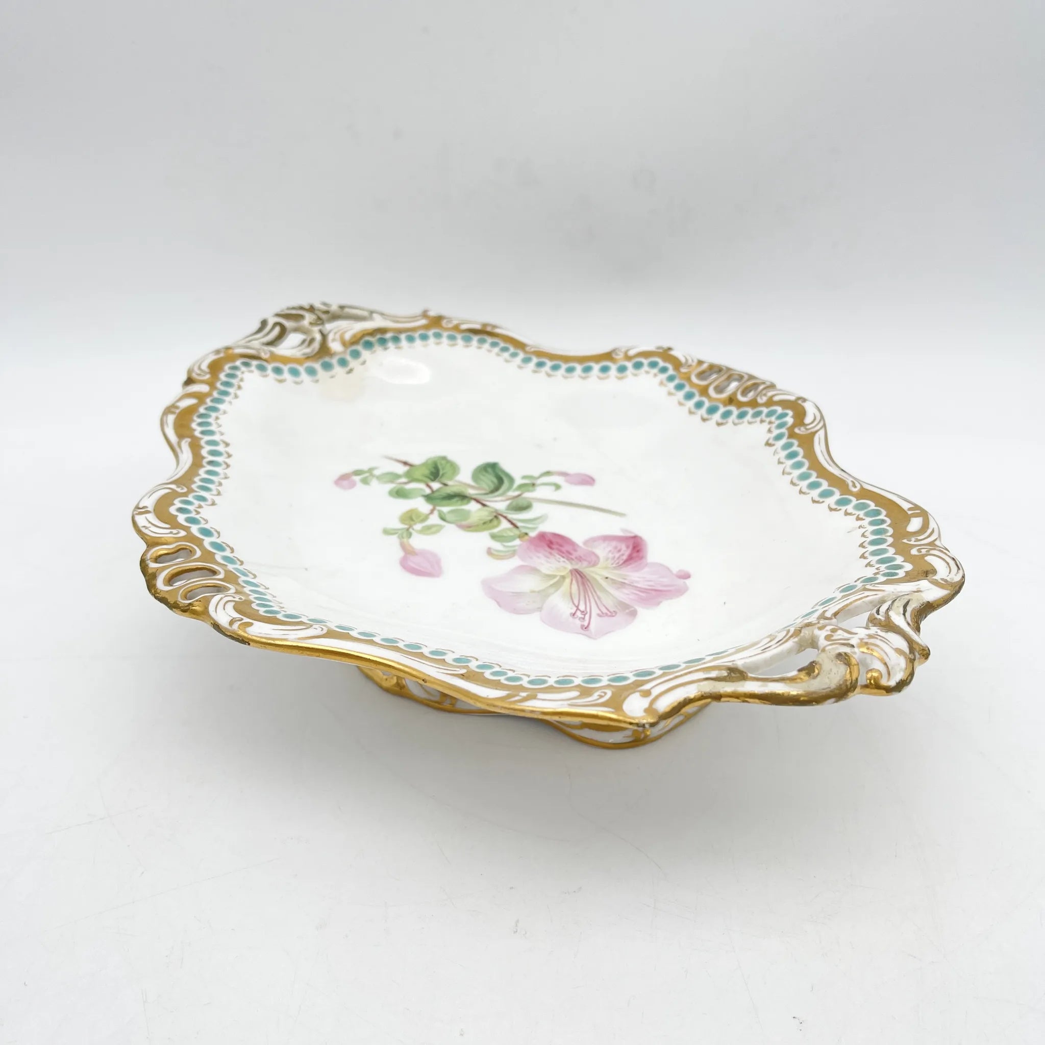 Davenport(ダベンポート) / コンポート皿 / 19C中後期 / 磁器 / イギリス / ボタニカルアート, スカラップエッジ, 金彩 / [アンティーク]