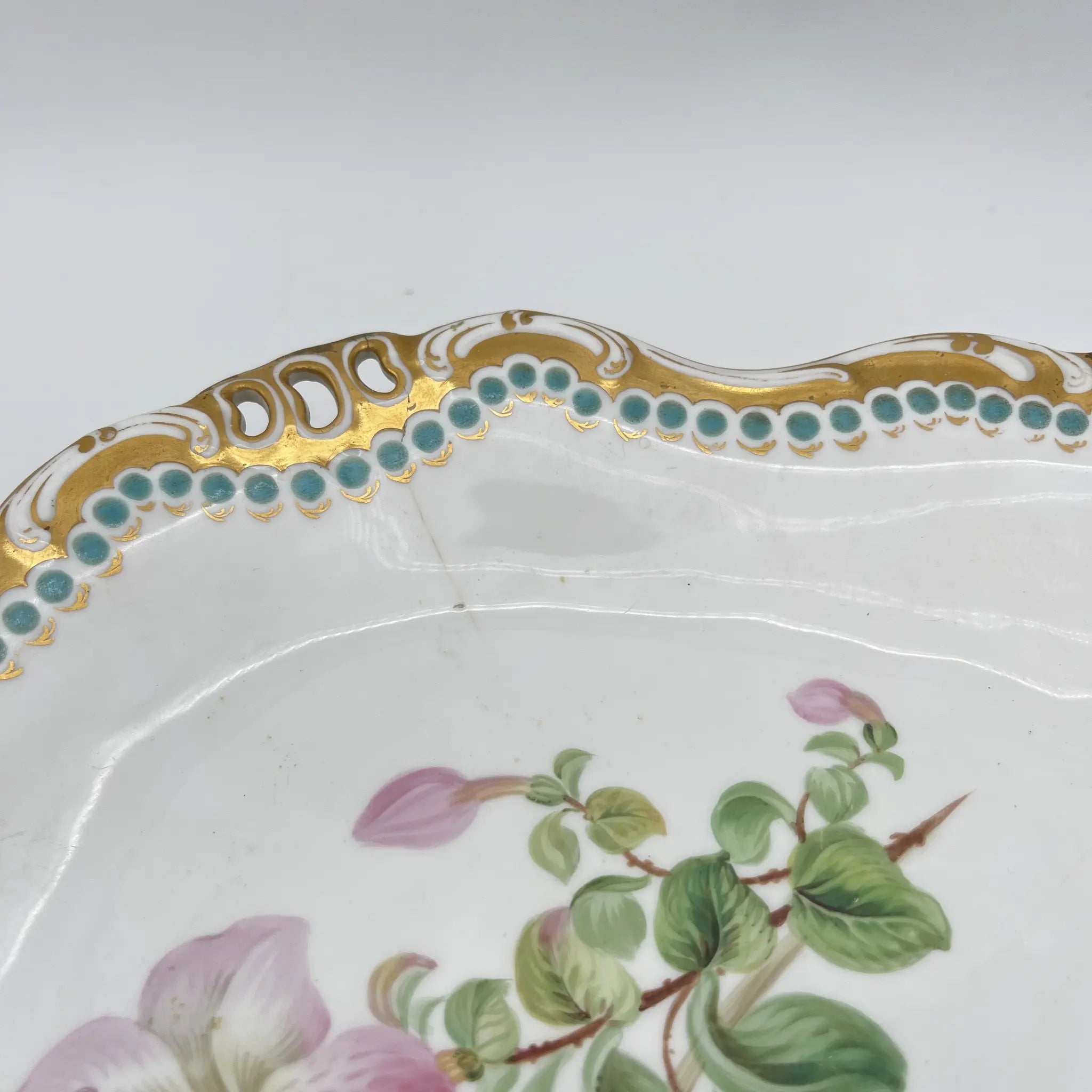 Davenport(ダベンポート) / コンポート皿 / 19C中後期 / 磁器 / イギリス / ボタニカルアート, スカラップエッジ, 金彩 / [アンティーク]