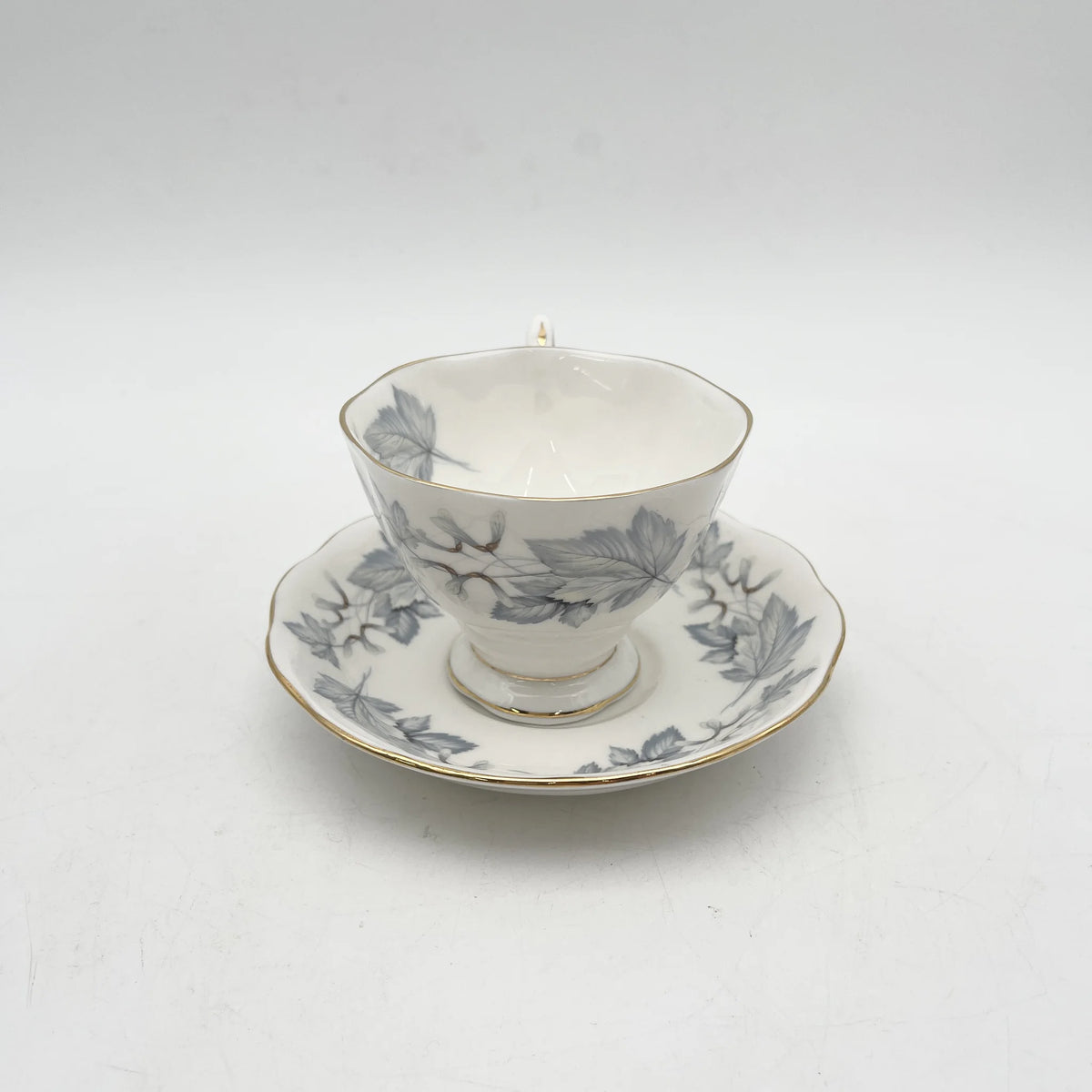 Royal Albert /杯&碟2p / Silver Maple / 1950s- / Bone China /英国/ 骨中国，叶柄，植物学，金轮辋，金彩装饰，英国葡萄酒，陶瓷，单色调，经典，西式餐具/[葡萄酒]