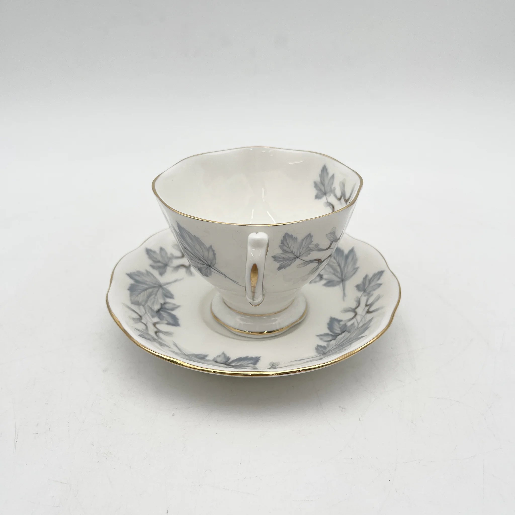Royal Albert /杯&碟2p / Silver Maple / 1950s- / Bone China /英国/ 骨中国，叶柄，植物学，金轮辋，金彩装饰，英国葡萄酒，陶瓷，单色调，经典，西式餐具/[葡萄酒]