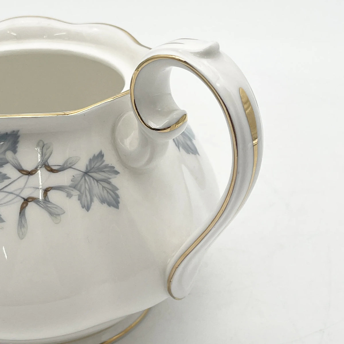 Royal Albert /茶壶/ Silver Maple / 1950s- / Bone China /英国/ 骨中国，叶柄，植物学，金轮辋，金彩装饰，英国葡萄酒，陶瓷，单色调，经典，西式餐具/[葡萄酒]
