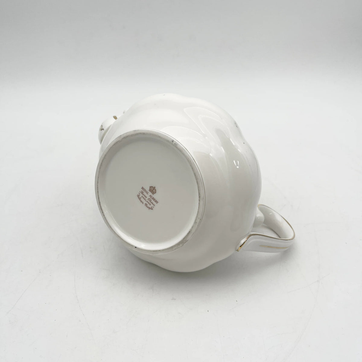 Royal Albert /茶壶/ Silver Maple / 1950s- / Bone China /英国/ 骨中国，叶柄，植物学，金轮辋，金彩装饰，英国葡萄酒，陶瓷，单色调，经典，西式餐具/[葡萄酒]