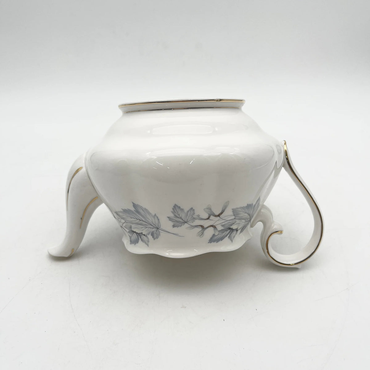 Royal Albert /茶壶/ Silver Maple / 1950s- / Bone China /英国/ 骨中国，叶柄，植物学，金轮辋，金彩装饰，英国葡萄酒，陶瓷，单色调，经典，西式餐具/[葡萄酒]