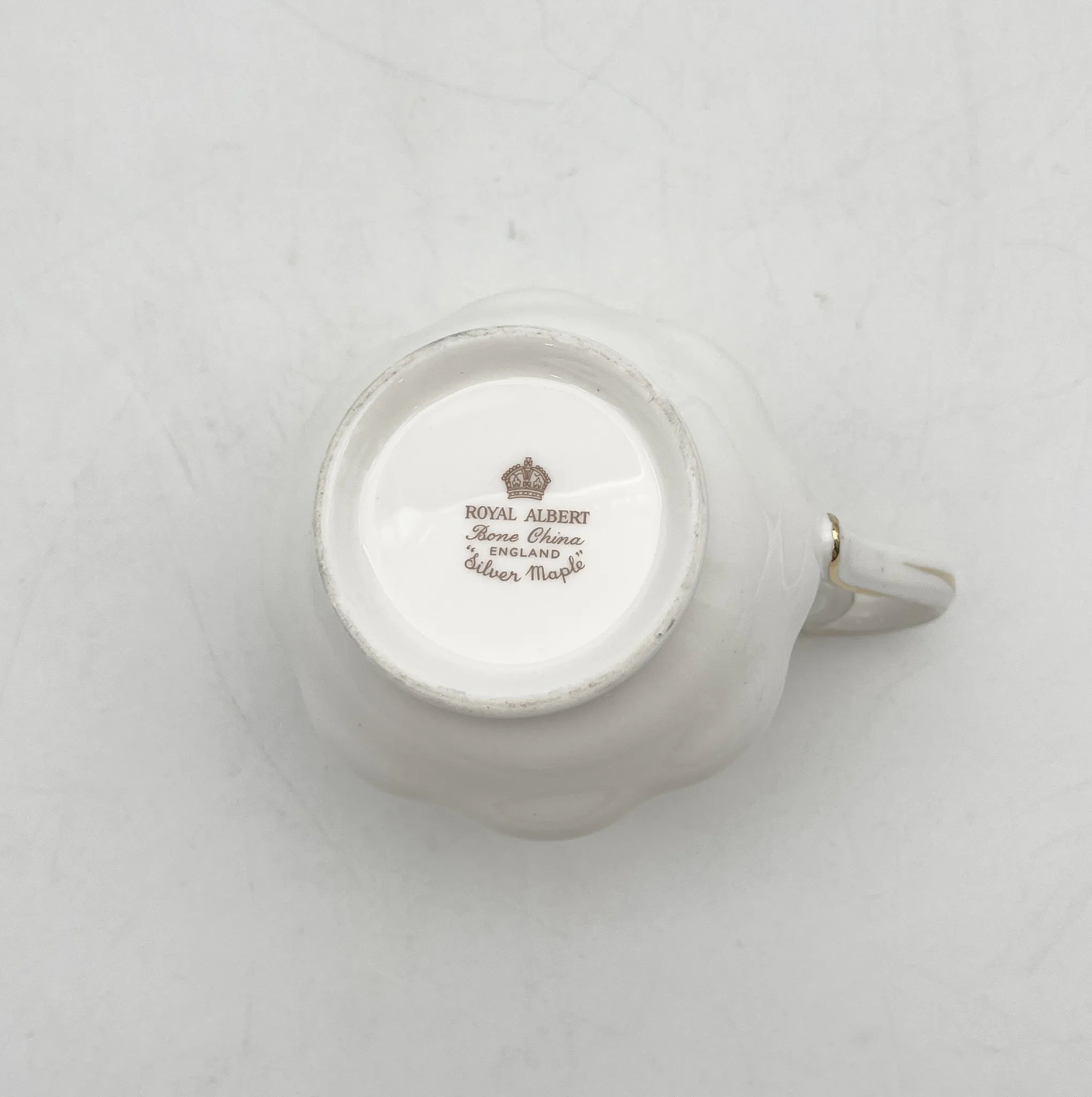 皇家阿尔伯特/克里默/ Silver Maple / 1950s- / Fine Bone China /英国/ 骨中国，叶柄，植物学，金轮辋，金彩装饰，英国葡萄酒，陶瓷，单色调，经典，西式餐具/[葡萄酒]