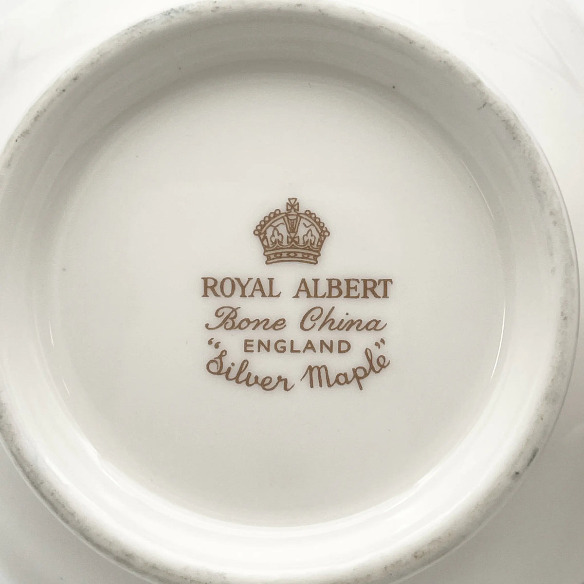 皇家阿尔伯特/克里默/ Silver Maple / 1950s- / Fine Bone China /英国/ 骨中国，叶柄，植物学，金轮辋，金彩装饰，英国葡萄酒，陶瓷，单色调，经典，西式餐具/[葡萄酒]