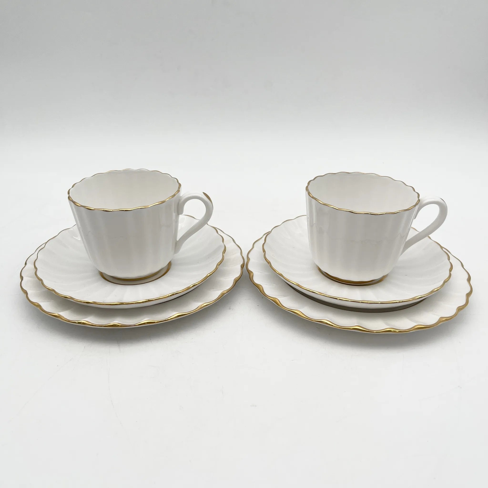 スポード（Spode） / トリオ(C&S+デザートプレート)2P / Midas / 20C末 / Bone China / イギリス / 輪花, 金彩 / [ビンテージ]