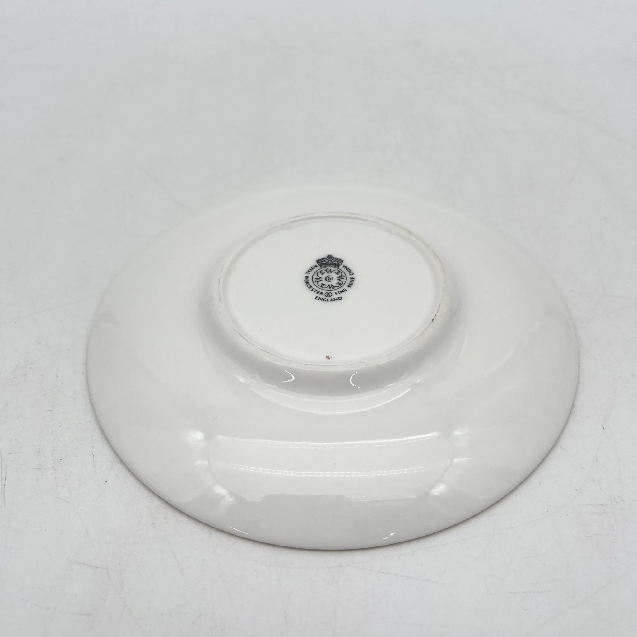 Royal Worcester(ロイヤル・ウースター) / カップ&ソーサー / 20C中後期 / Fine Bone China / イギリス / アルパイン・フラワー, 金彩 / [アンティーク]