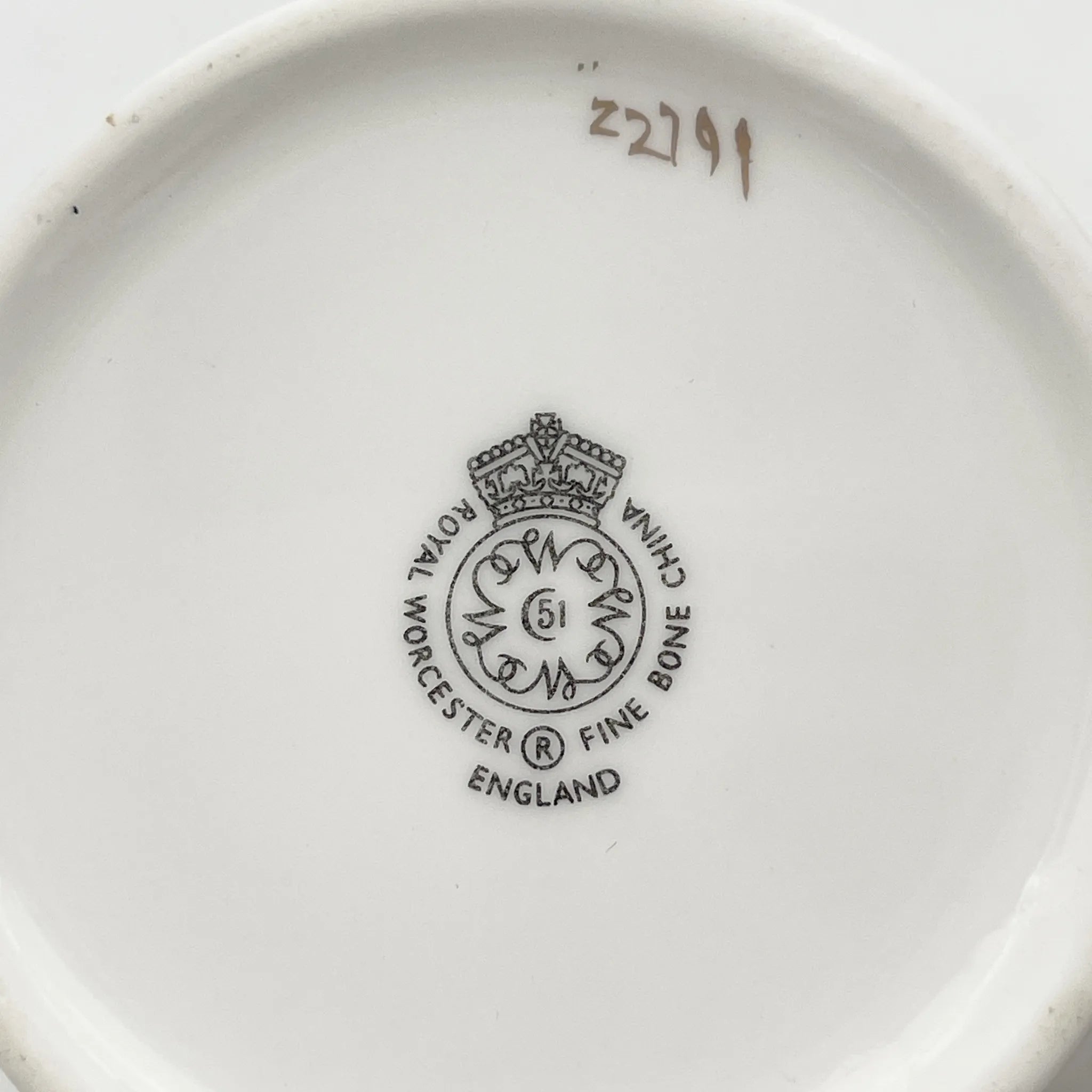 Royal Worcester(ロイヤル・ウースター) / カップ&ソーサー / 20C中後期 / Fine Bone China / イギリス / アルパイン・フラワー, 金彩 / [アンティーク]