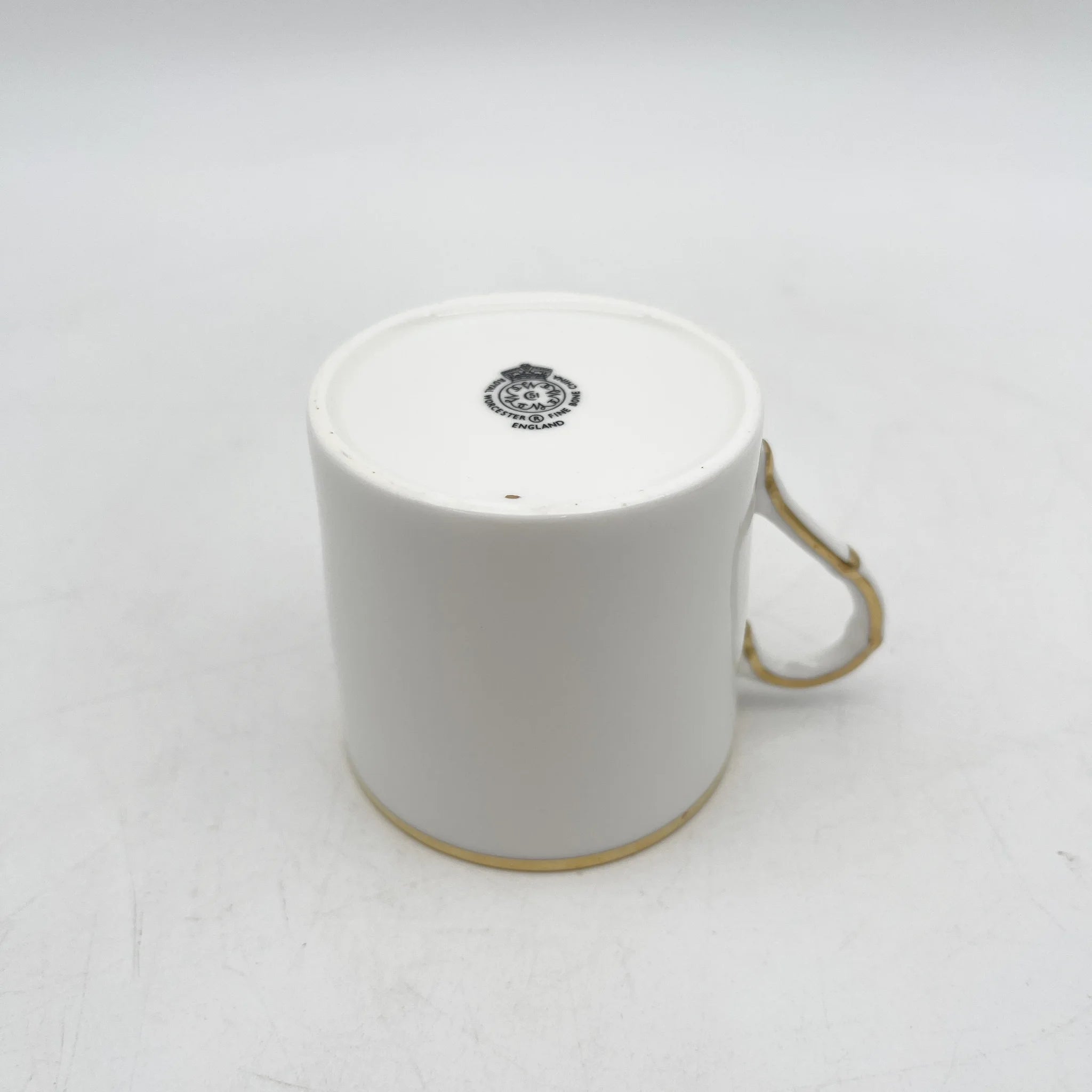 Royal Worcester(ロイヤル・ウースター) / カップ&ソーサー / 20C中後期 / Fine Bone China / イギリス / アルパイン・フラワー, 金彩 / [アンティーク]