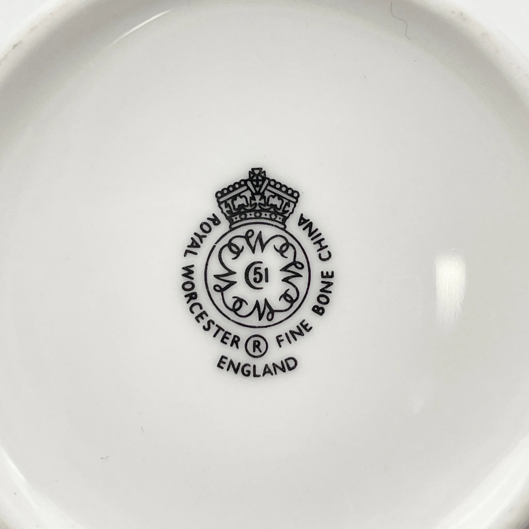 Royal Worcester(ロイヤル・ウースター) / カップ&ソーサー / 20C中後期 / Fine Bone China / イギリス / アルパイン・フラワー, 金彩 / [アンティーク]