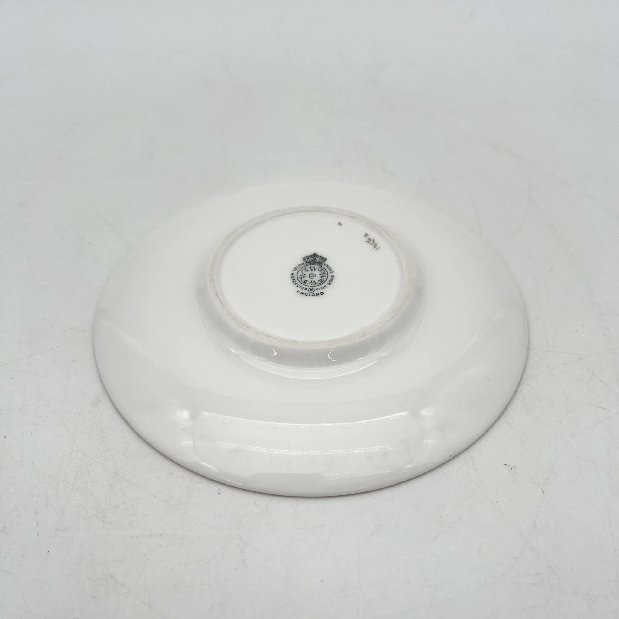 Royal Worcester(ロイヤル・ウースター) / カップ&ソーサー / 20C中後期 / Fine Bone China / イギリス / アルパイン・フラワー, 金彩 / [アンティーク]