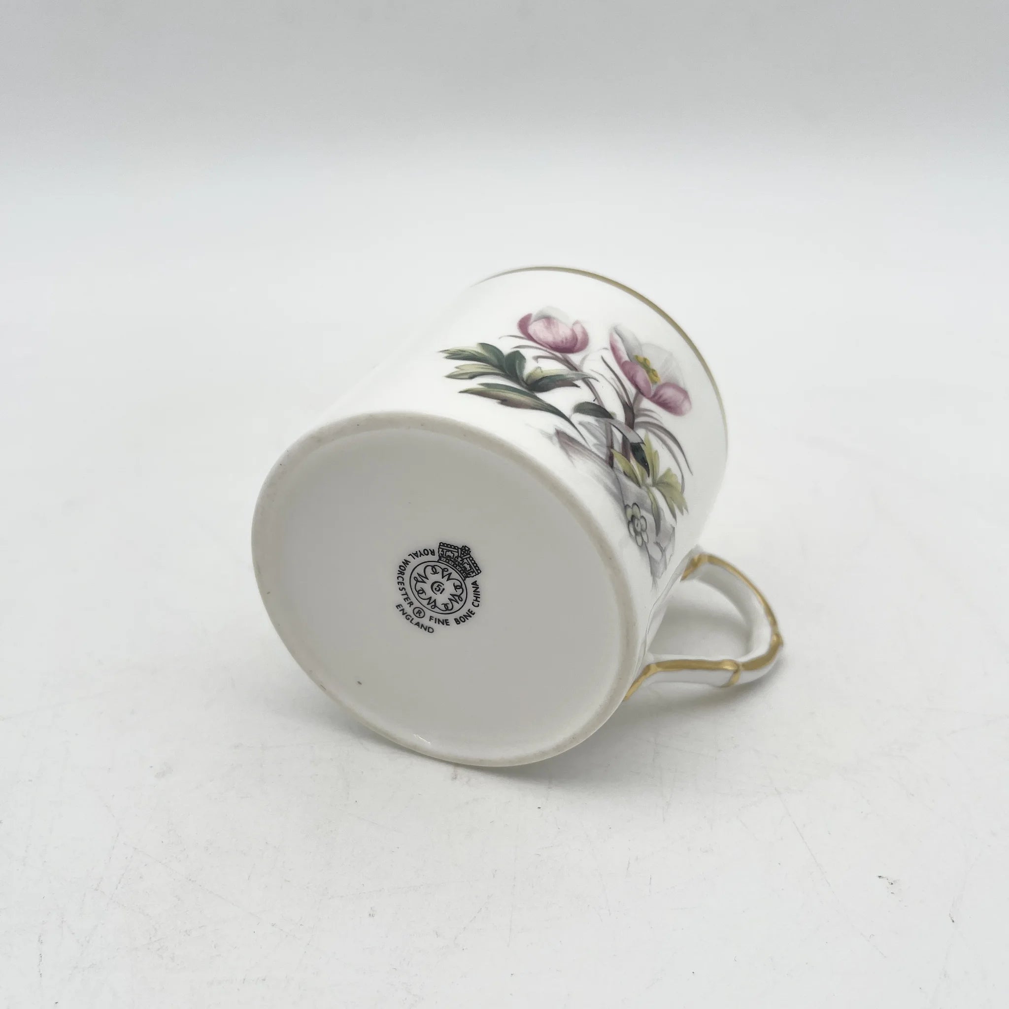 Royal Worcester(ロイヤル・ウースター) / カップ&ソーサー / 20C中後期 / Fine Bone China / イギリス / アルパイン・フラワー, 金彩 / [アンティーク]