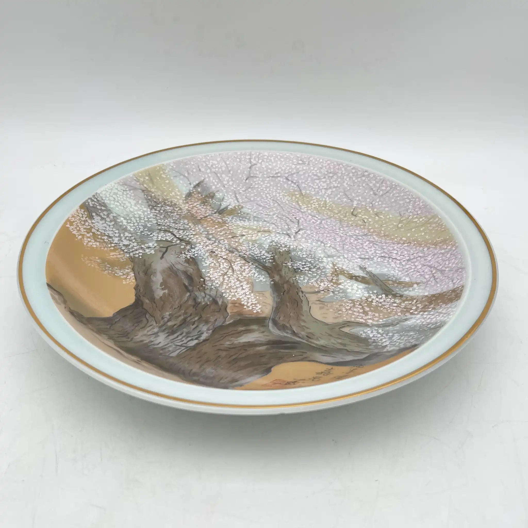 嘉晃 / 飾り皿 / 淡墨櫻 / 20C末 / 磁器 / 日本 / 桜, 金彩, 箱付 / [リユース]