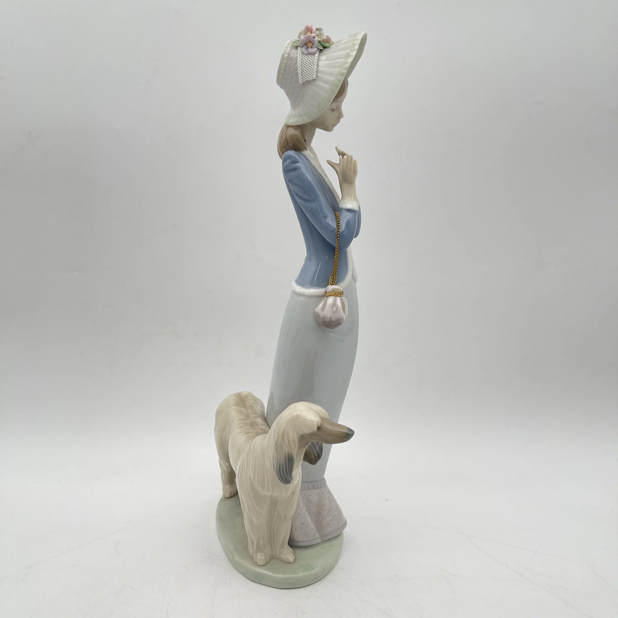 LLADRÓ（リヤドロ） / フィギュリン（陶磁器人形） / 1980-90s / 磁器 / スペイン / 磁器レース, ポーセリンフラワー / [リユース]