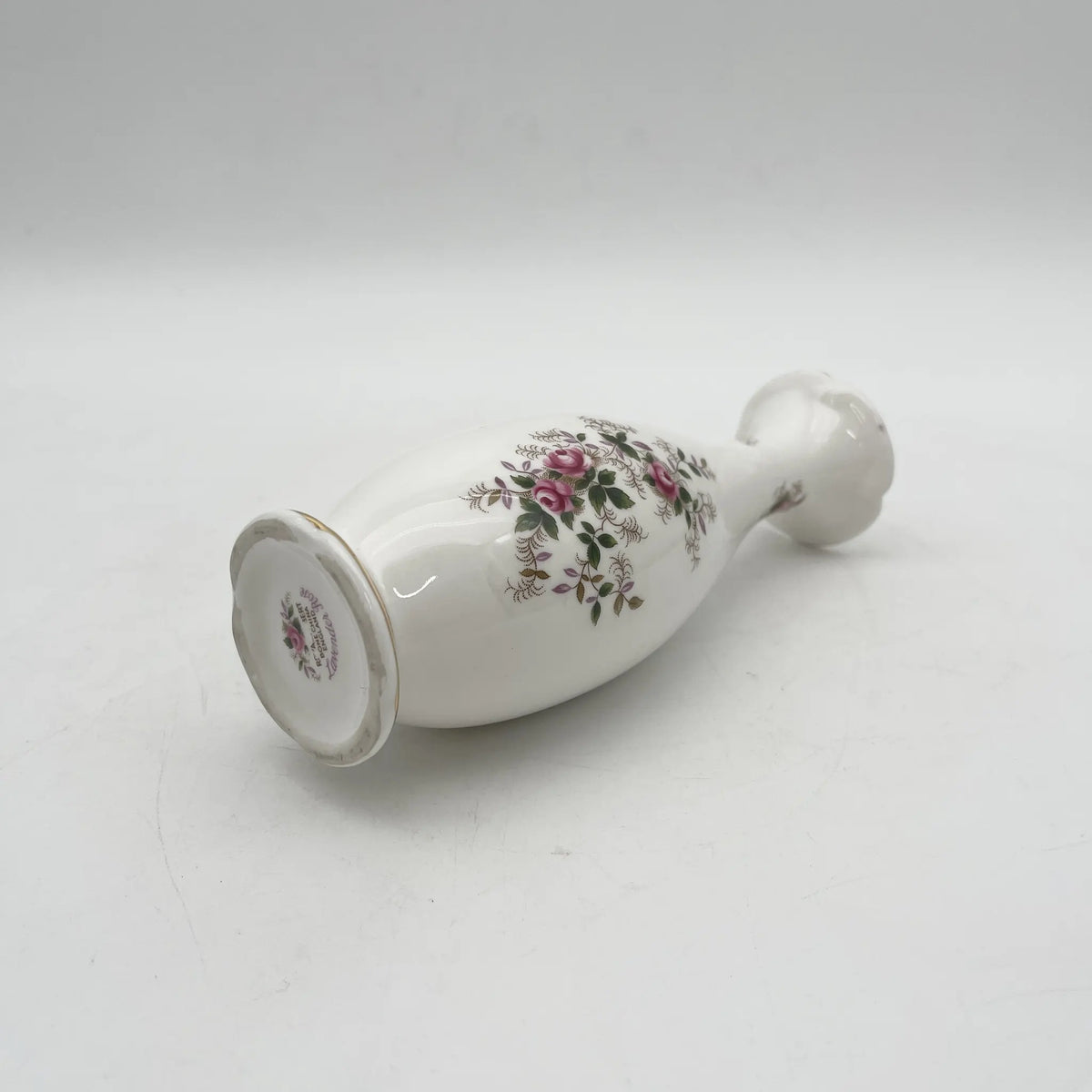 Royal Albert /花瓶/ Lavender Rose / 1960-90s /骨中国/英国/ 一对形状，牵牛花嘴，洛可可风格，金彩，花卉图案，古董风格，西洋陶瓷器/[复古]