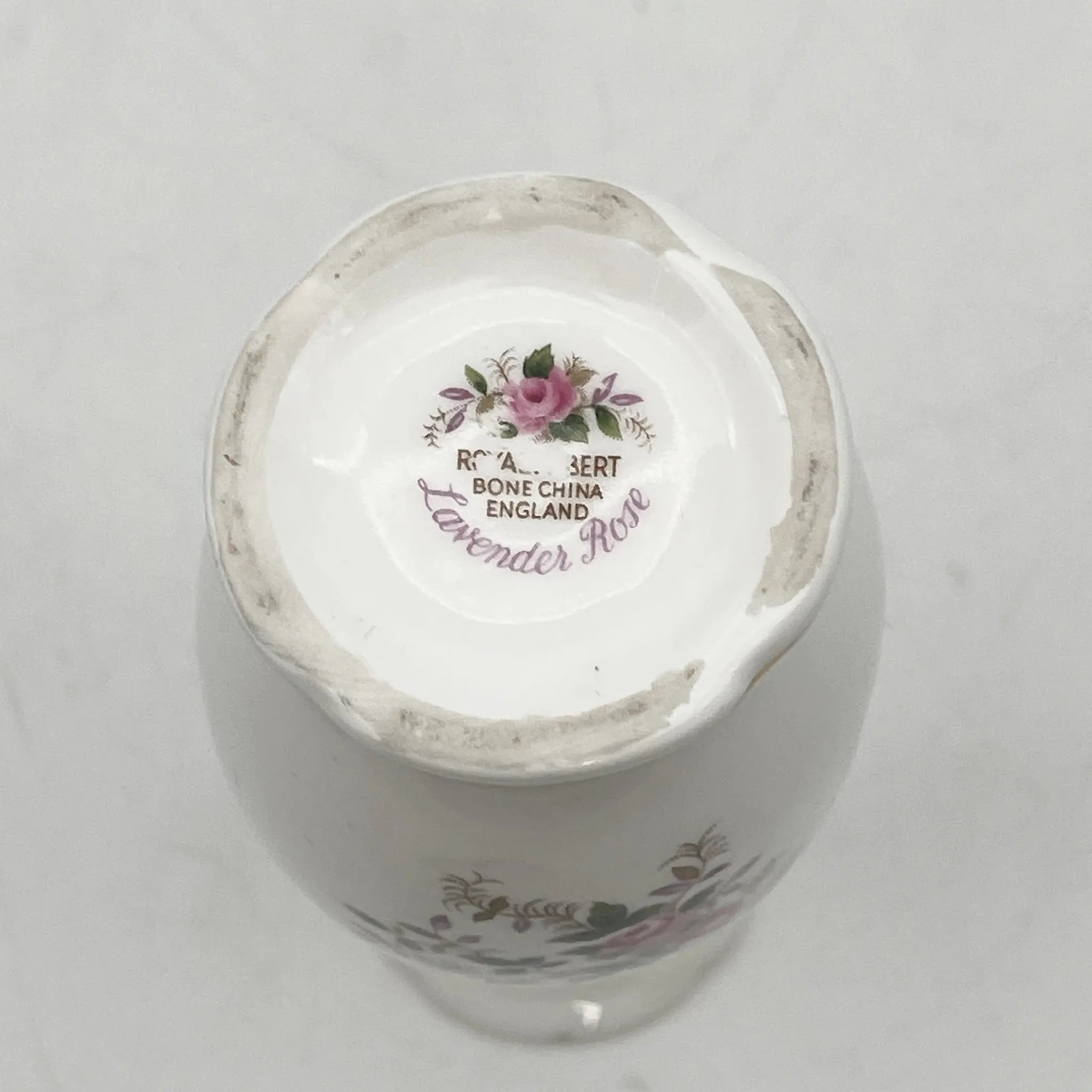 Royal Albert /花瓶/ Lavender Rose / 1960-90s /骨中国/英国/ 一对形状，牵牛花嘴，洛可可风格，金彩，花卉图案，古董风格，西洋陶瓷器/[复古]