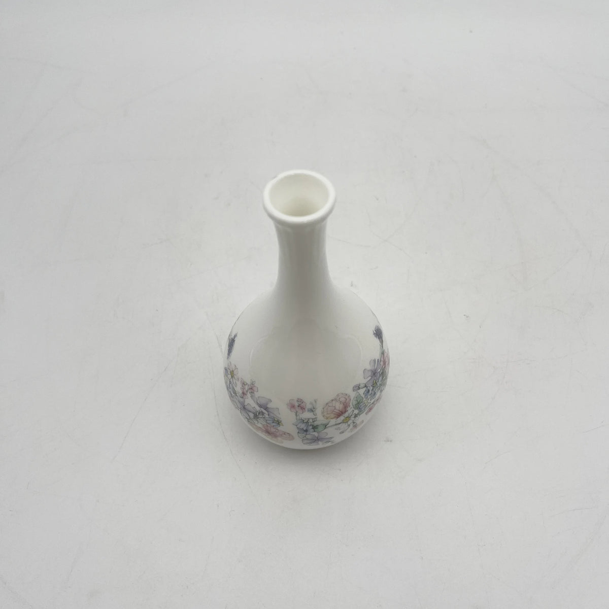 Wedgwood /花瓶/ ANGELA /瓷器/英国/花卉图案，一朵花，滴形，洛可可风格，古董风格，西洋陶瓷/ [复古]