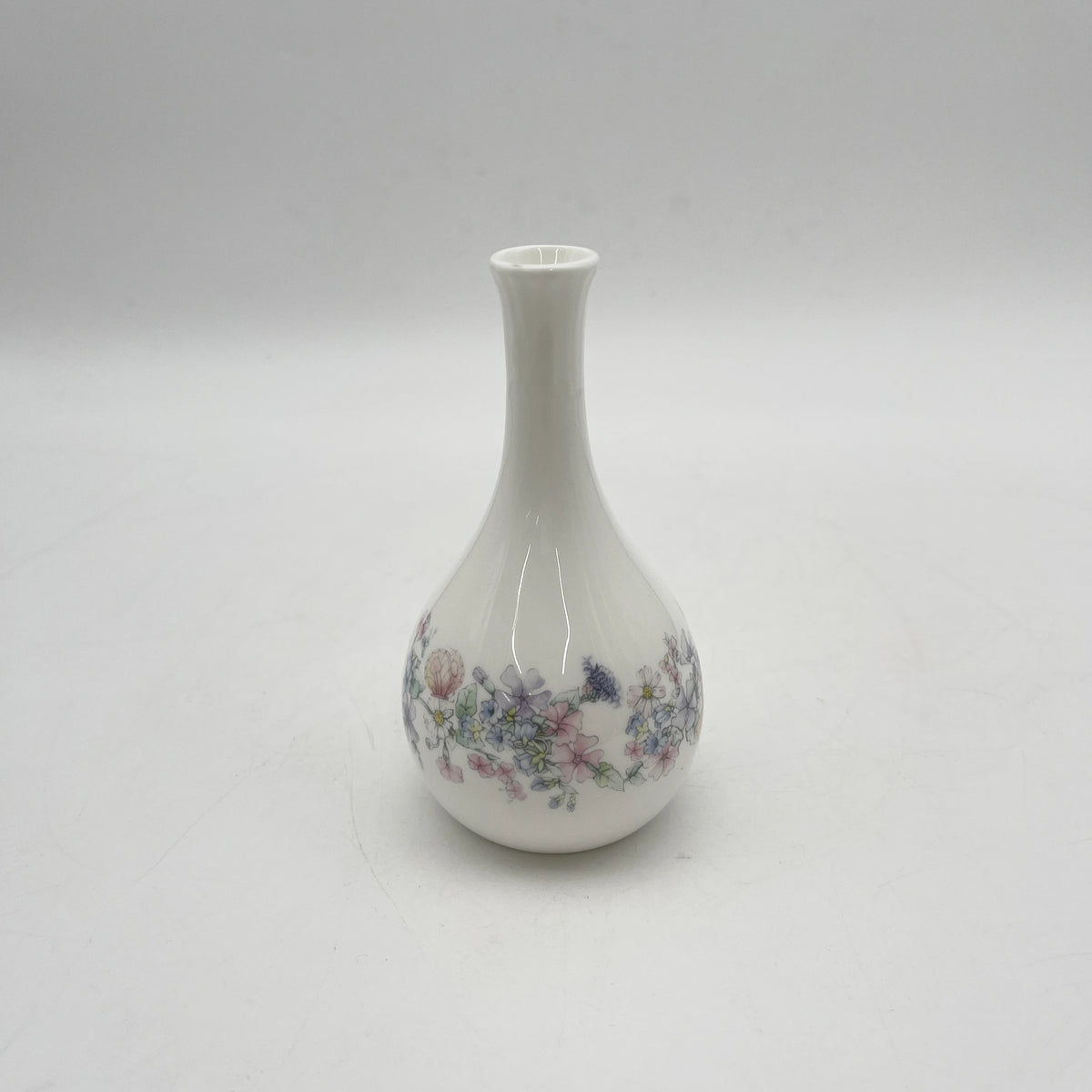 Wedgwood /花瓶/ ANGELA /瓷器/英国/花卉图案，一朵花，滴形，洛可可风格，古董风格，西洋陶瓷/ [复古]