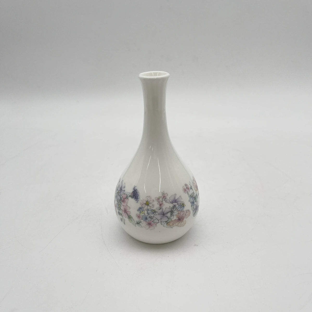 Wedgwood /花瓶/ ANGELA /瓷器/英国/花卉图案，一朵花，滴形，洛可可风格，古董风格，西洋陶瓷/ [复古]