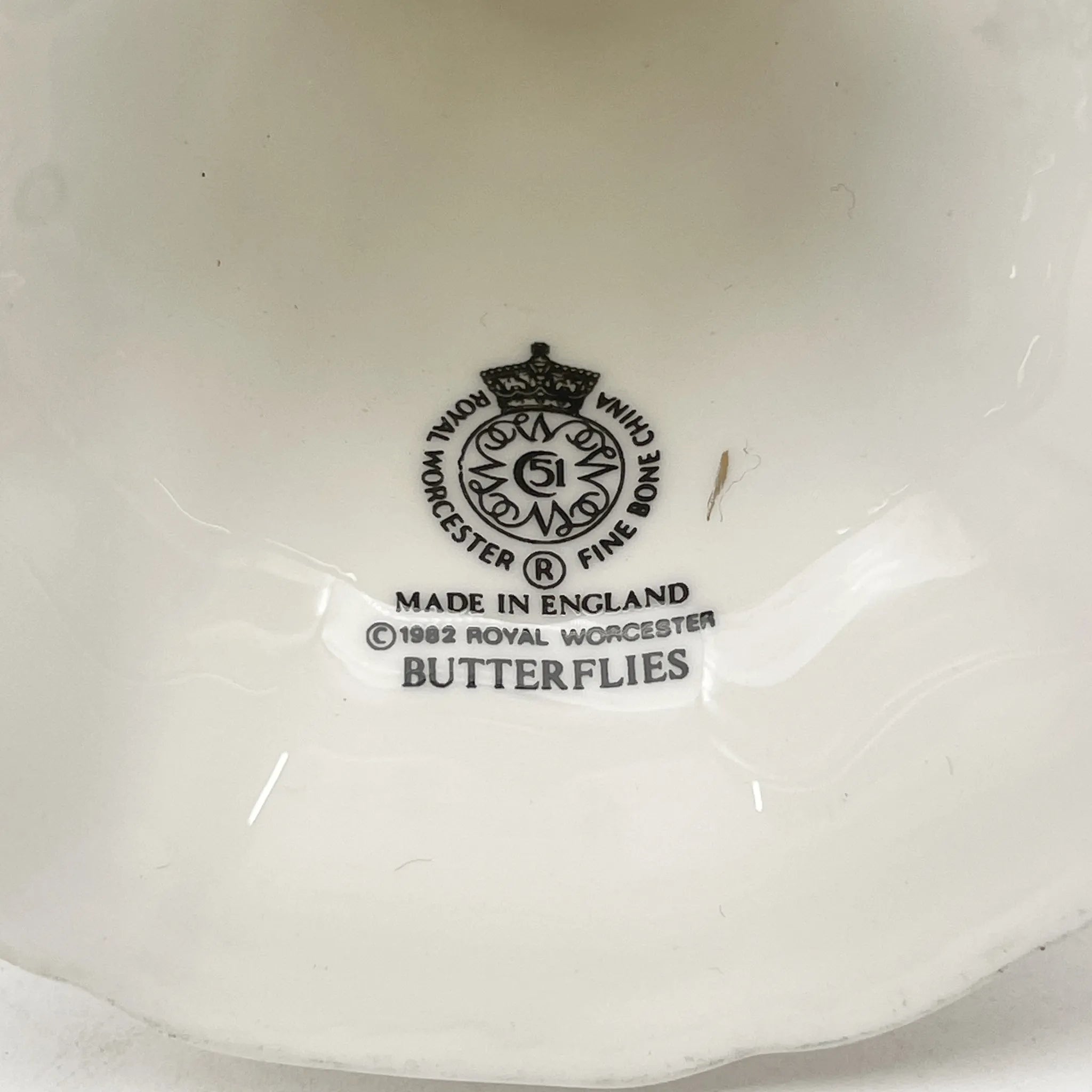Royal Worcester /蜡烛架/ BUTTERFLIES /瓷器/英国/ 金彩，浮雕，蝴蝶，洛可可风格，古董风格，西洋陶瓷/[复古]