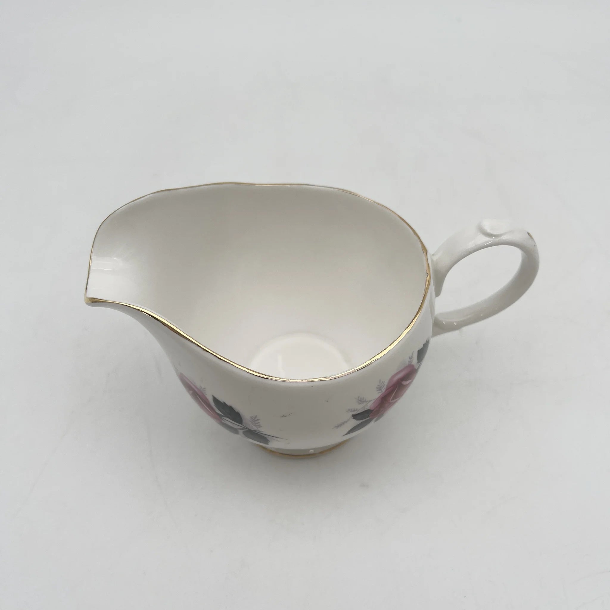 Gainsborough（盖恩斯伯勒）/奶油/ 1960s- /中国/英国/粉红玫瑰图案，金色装饰，带高地，下午茶，花卉图案，西式餐具/ [复古]
