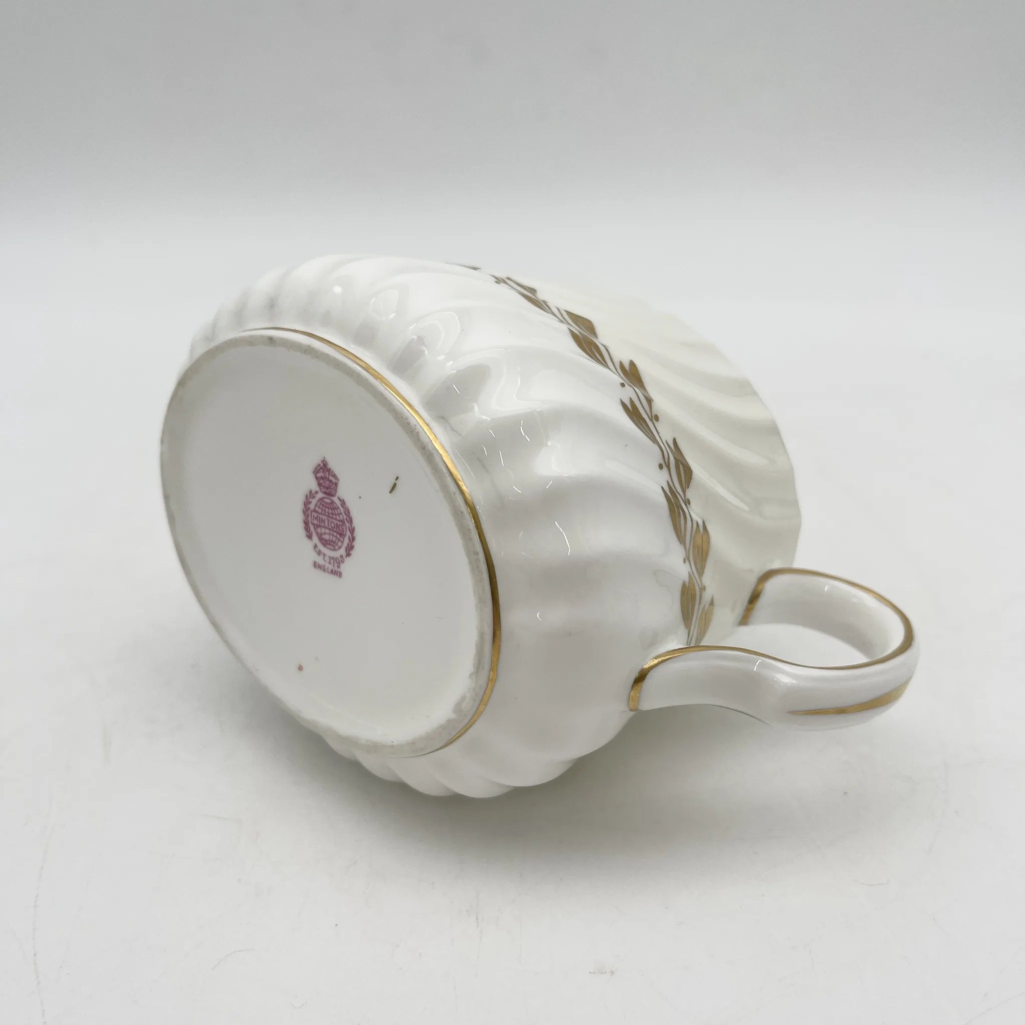 MINTON（ミントン） / クリーマー / 1900s- / 磁器 / イギリス / スワールフルーテッド,金彩月桂樹,ゴールドトリム / [アンティーク]