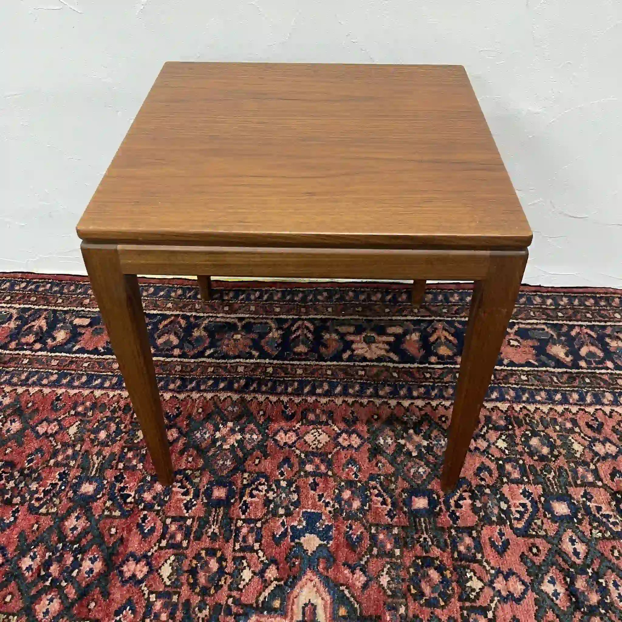[Vintage] Nesting table