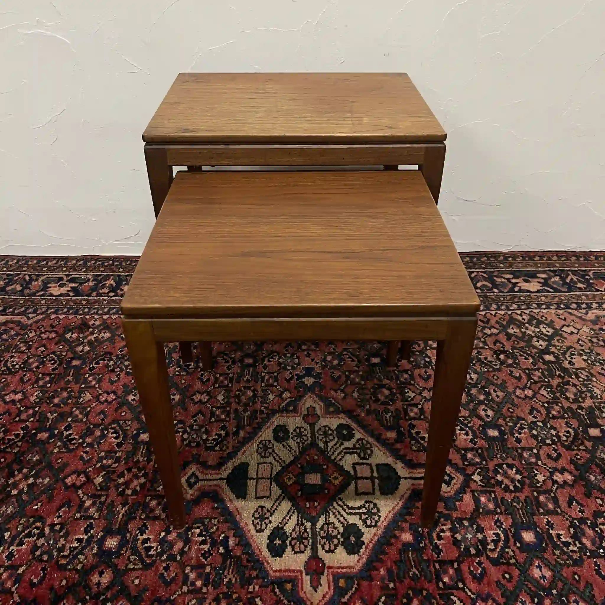 [Vintage] Nesting table