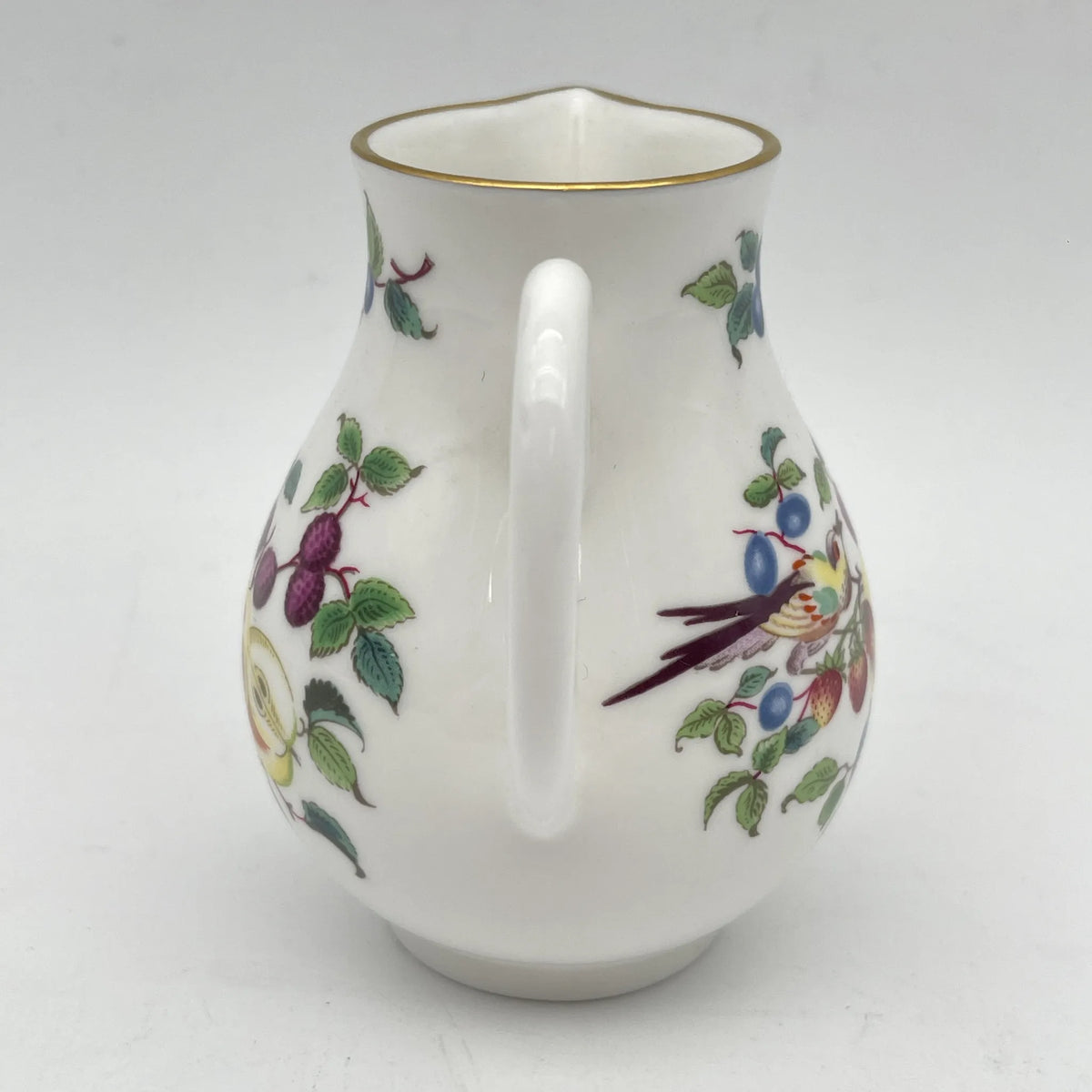 Royal Worcester /牛奶瓶/ Historic Collection / Sparrow Beak Jug（水果&鸟）/ 1970年~ 1980年代左右/ Fine Bone China /英国/奶油，金彩装饰，黄金轮辋，鸟画，水果画，精致中国，收藏品，室内/ [复古]