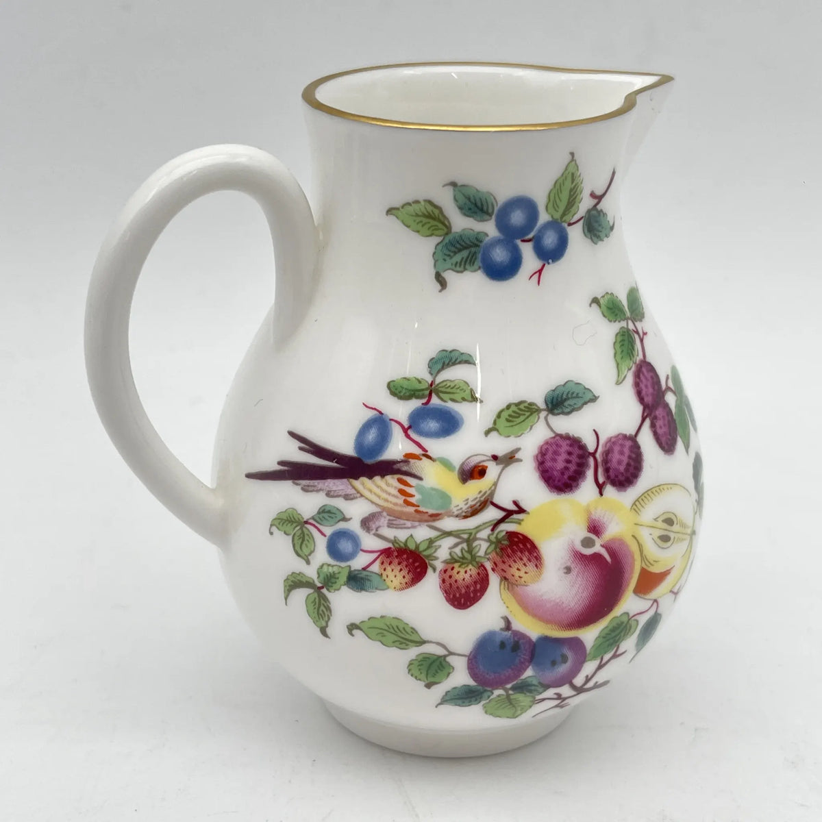 Royal Worcester /牛奶瓶/ Historic Collection / Sparrow Beak Jug（水果&鸟）/ 1970年~ 1980年代左右/ Fine Bone China /英国/奶油，金彩装饰，黄金轮辋，鸟画，水果画，精致中国，收藏品，室内/ [复古]