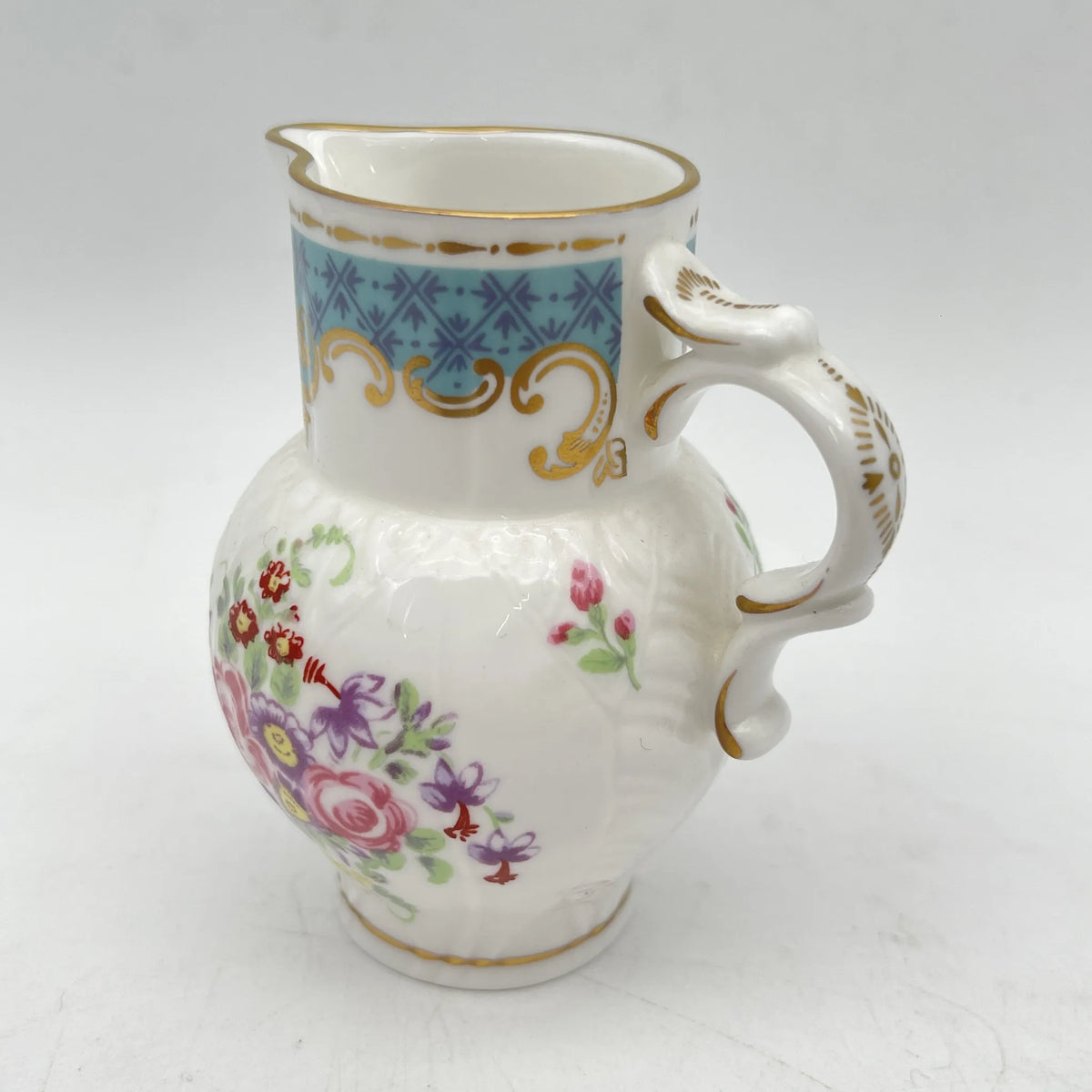 Royal Worcester /牛奶瓶/ Historic Jug Collection / Cabbage Leaf Jug / 1970年~ 1980年代左右/ Fine Bone China /英国/奶油，金彩装饰，黄金轮辋，鸟画，水果画，精致中国，收藏品，室内/ [复古]